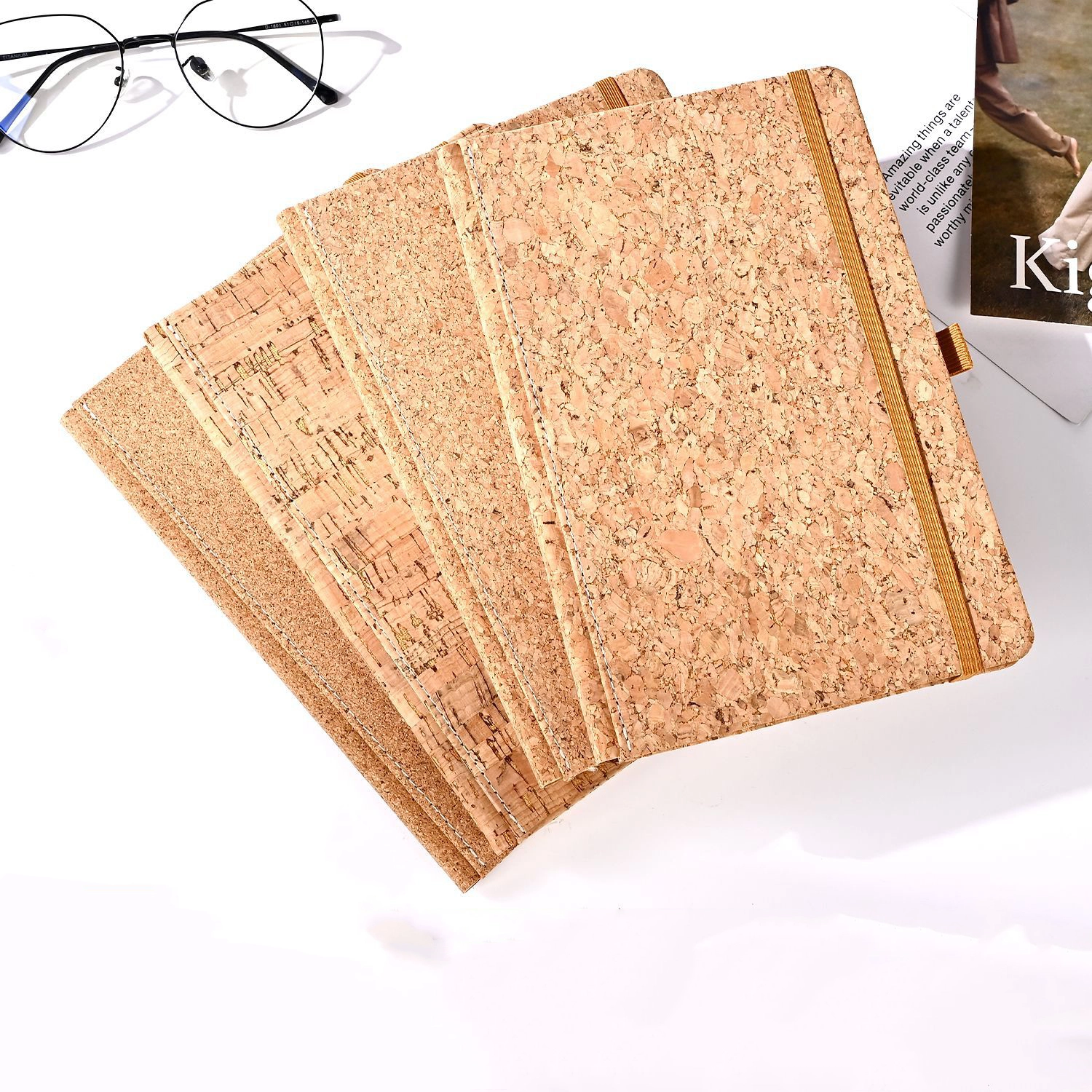 Environmentally friendly cork splicing strap notebook 1