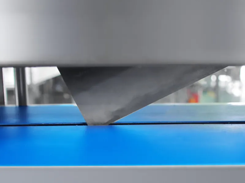 Factory Price Ultrasonic Fabric Cutter Price List 5