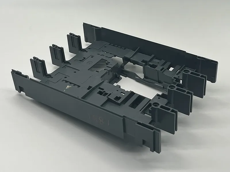 Plastic Injection Molding Automotive Parts - - Pioneer Plastech 3