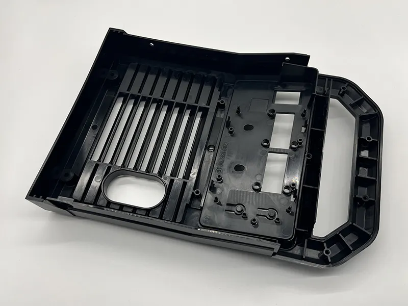 Auto Injection Mould - - Pioneer Plastech 4
