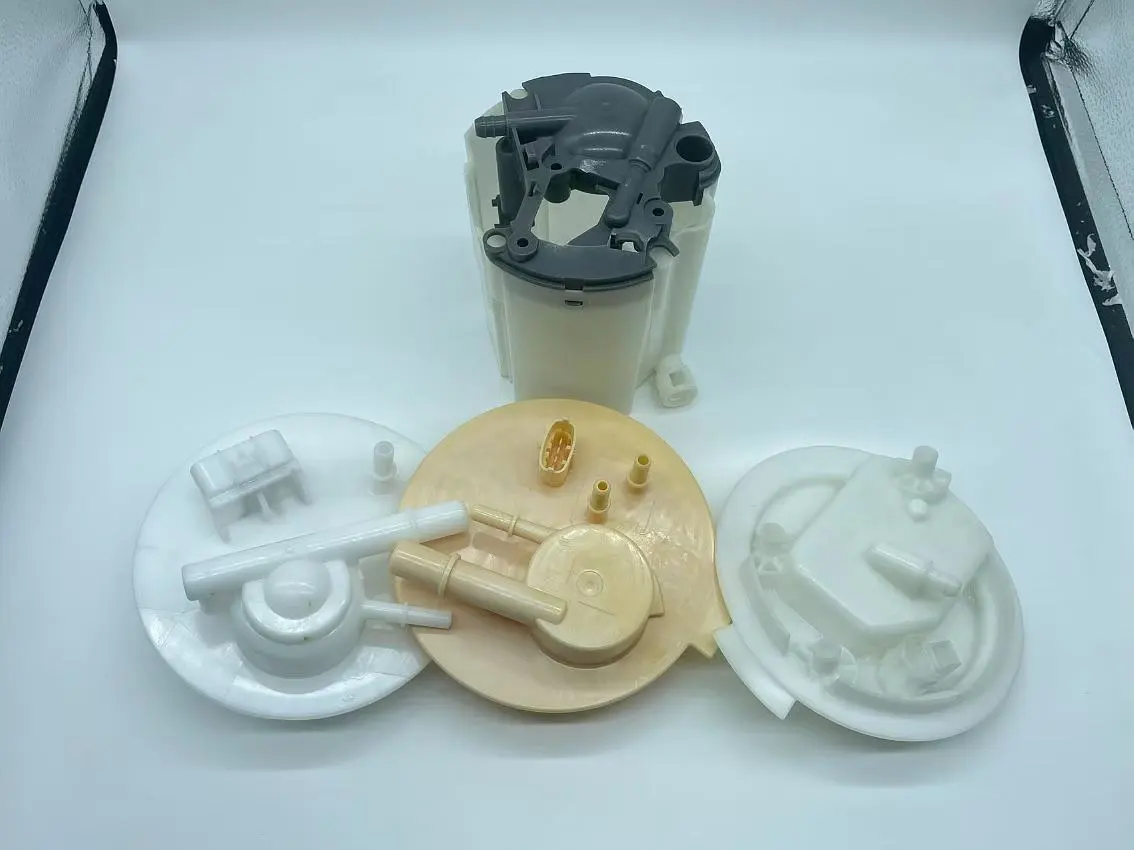 Optimisation du moulage par injection automobile pour les composants de systèmes d'eau de refroidissement hautes performances 1