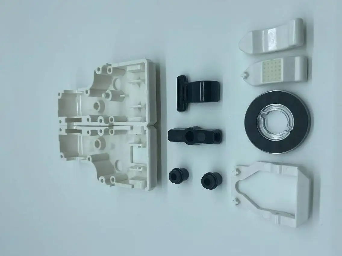 The Art Of Plastic Injection Molding: Understanding The Process Of Kunststoffspritzguss 1