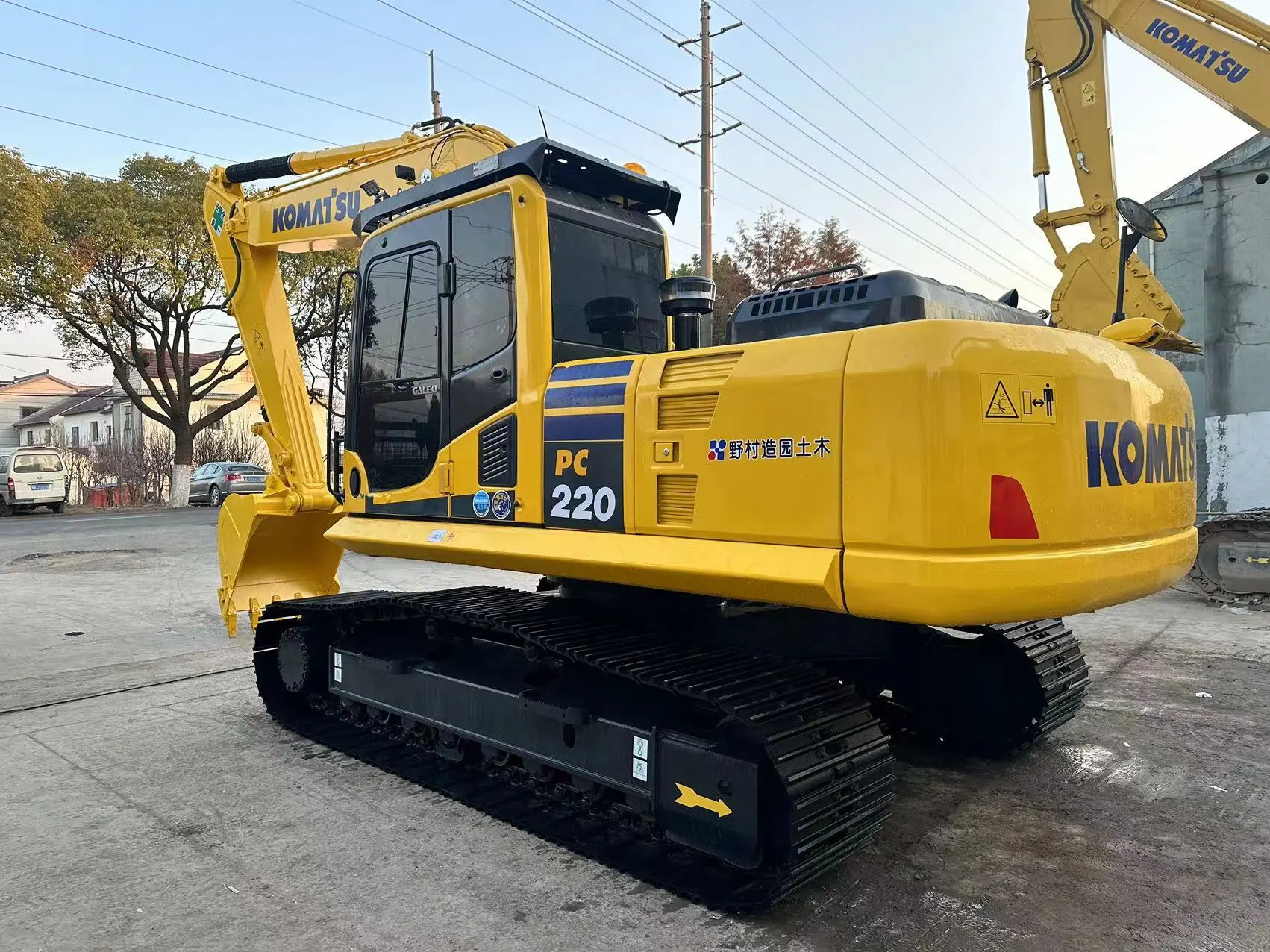 Ekskavator Perayap KOMATSU PC220-8 2016 asli Jepang dengan trek baru dalam waktu kurang dari satu jam 1