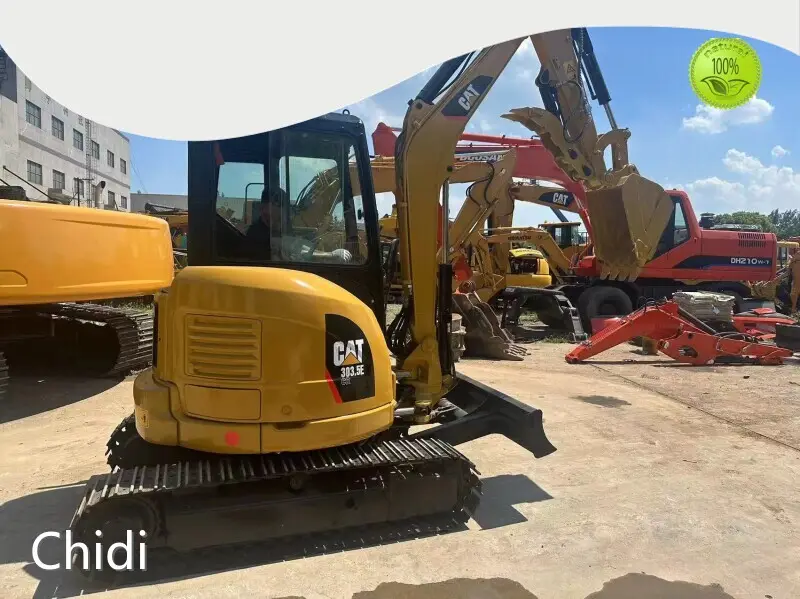 In vendita Escavatore usato in vendita per azienda 1
