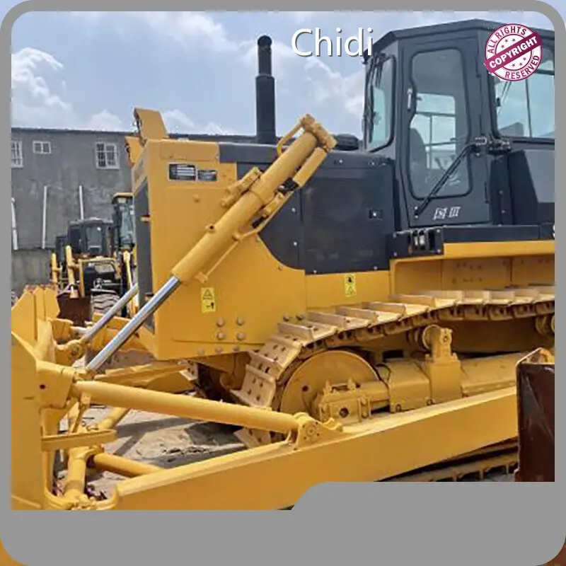Piccolo dozer usato per uso aziendale in vendita da 23400 kg di Chidi Trade 1