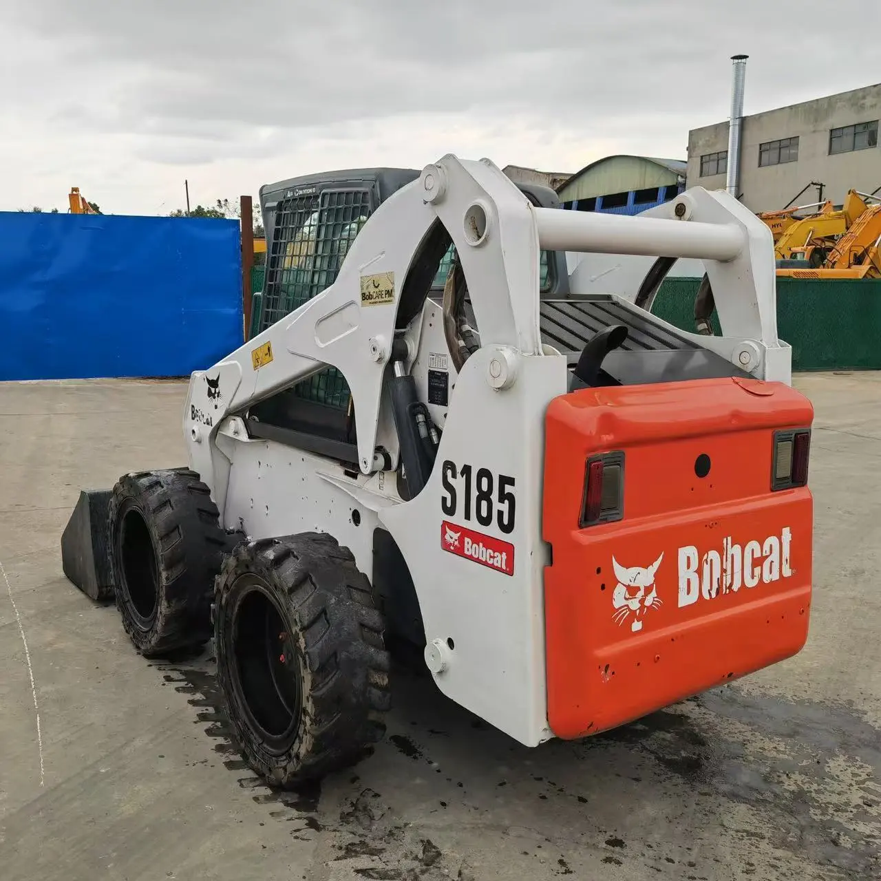 2011 Bobcat S185 Used Skid Steer Loader Bobcat S16 S18 S70 S185 S300 in Stock for Sale 1