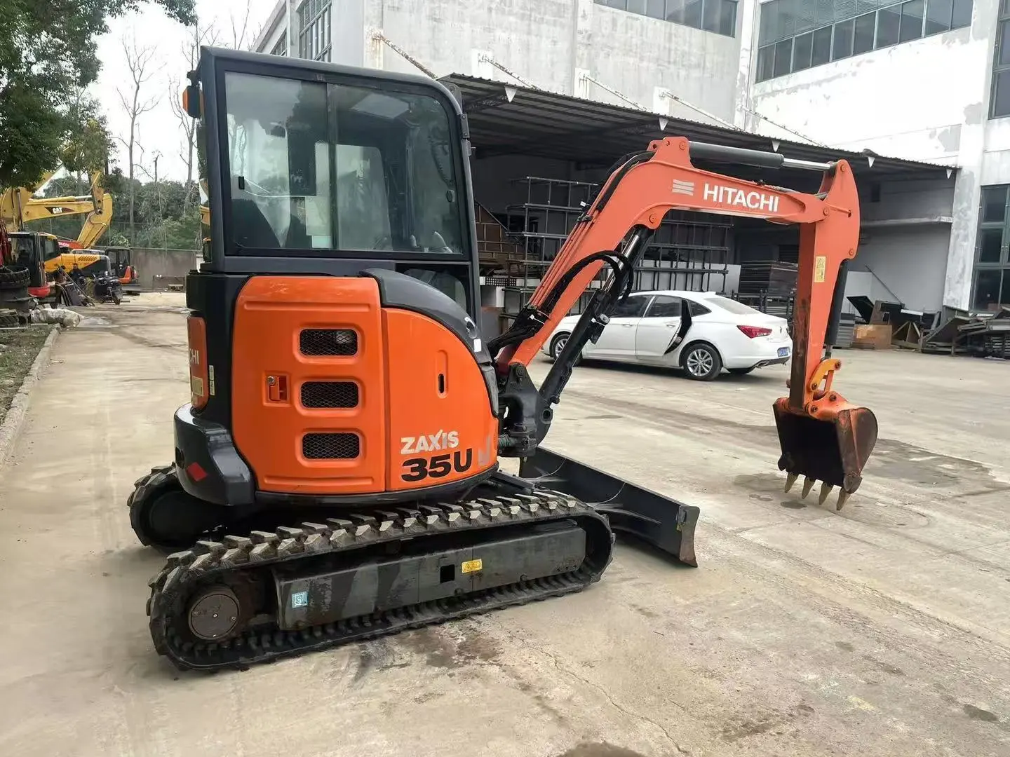 2022 Hitachi ZX35U Used Crawler Excavator 3.5 Ton Mini Excavator Hitachi ZX30U ZX50U ZX55U ZX60 ZX65US ZX70 ZX75US for Sale 1