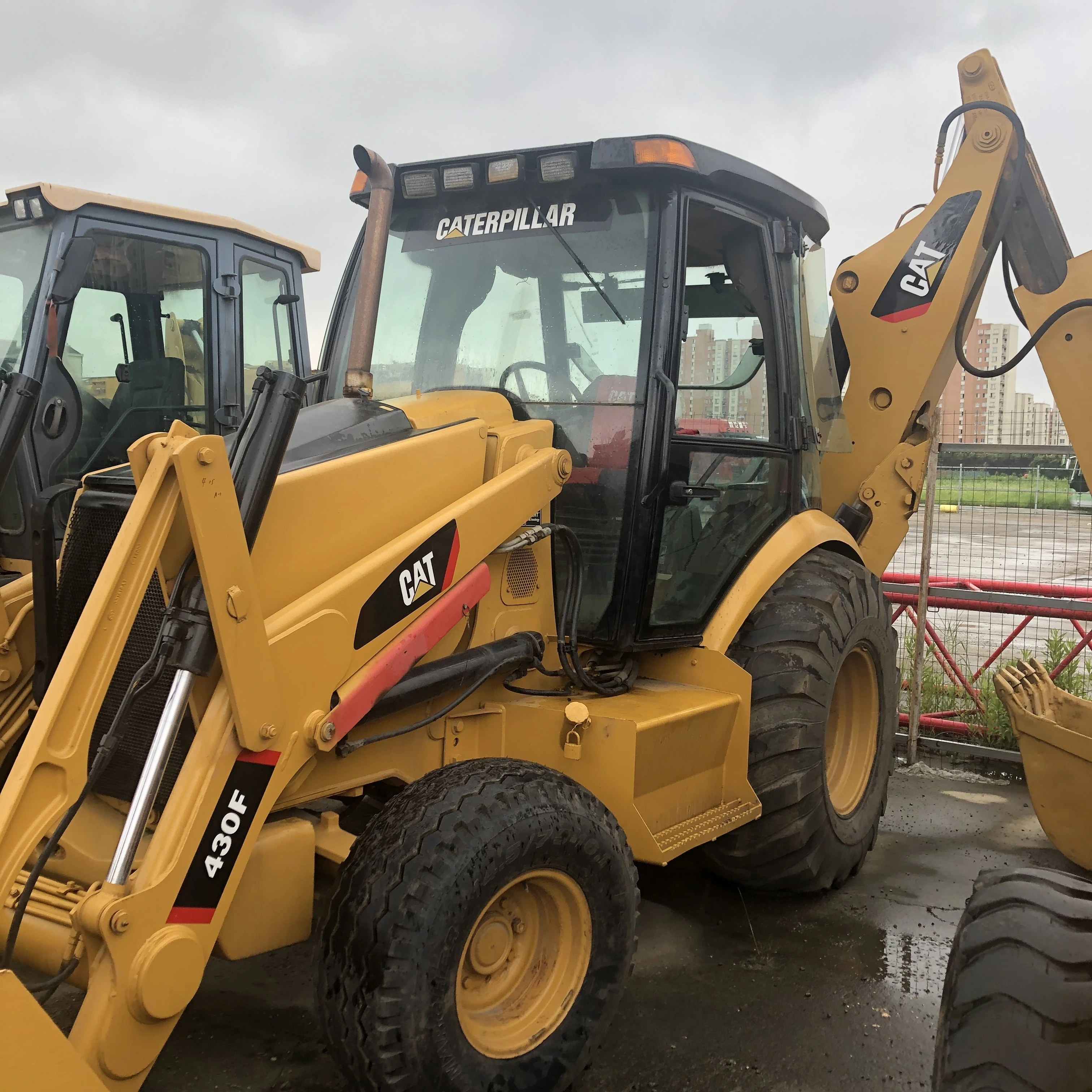 2019 CAT 430F Used Backhoe Loader High Quality Secondhand Loader in Shanghai Yard 1