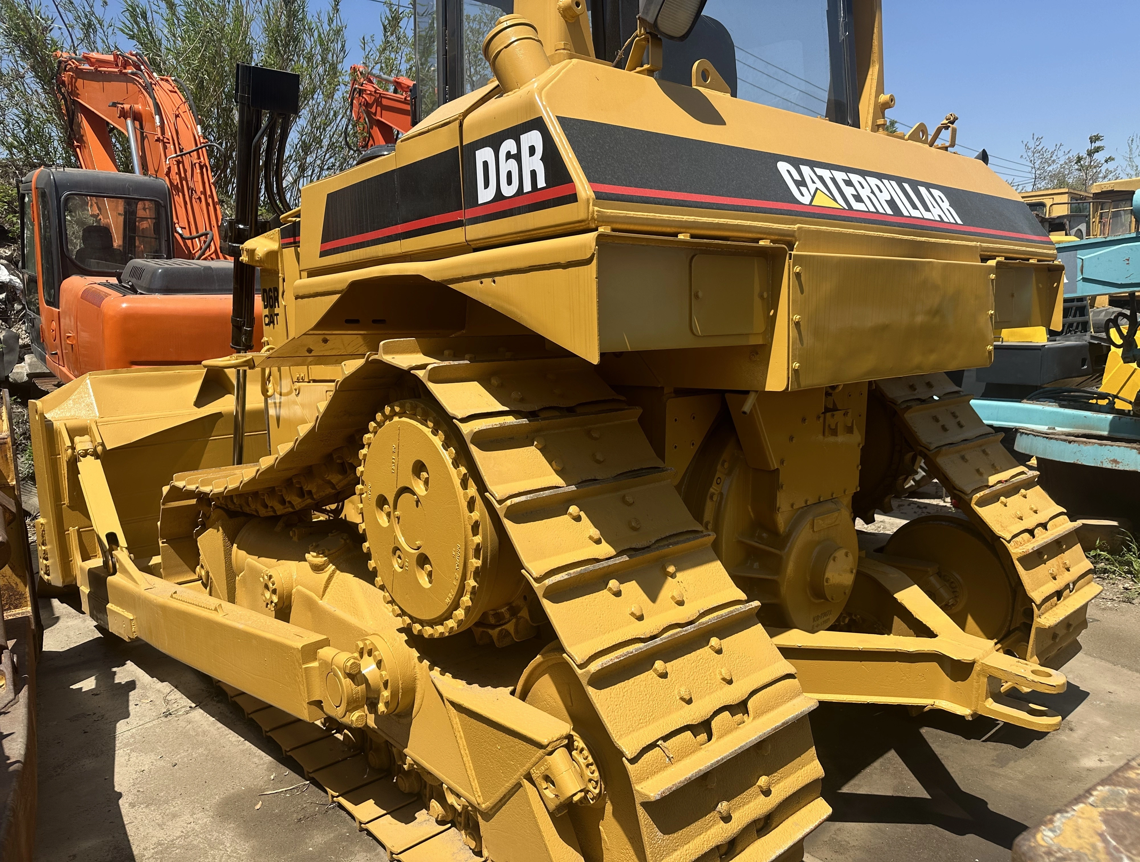 Bulldozer de cadenas CAT D6R 2016 usado, mini bulldozer de segunda mano, entrega global 1