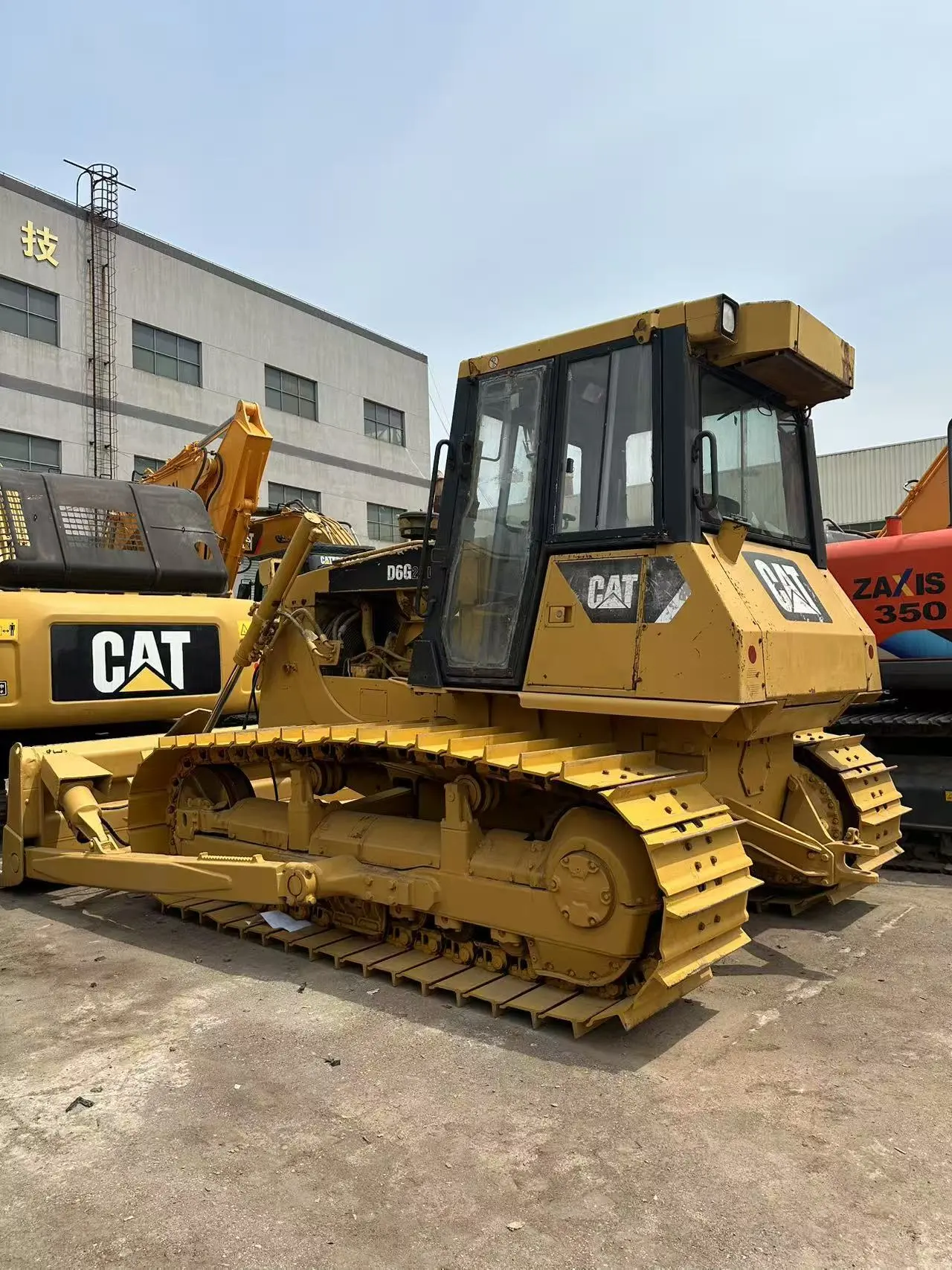2010 CAT D6G2 usó Dozer de segunda mano de alta calidad en bulldozer en entrega global 1