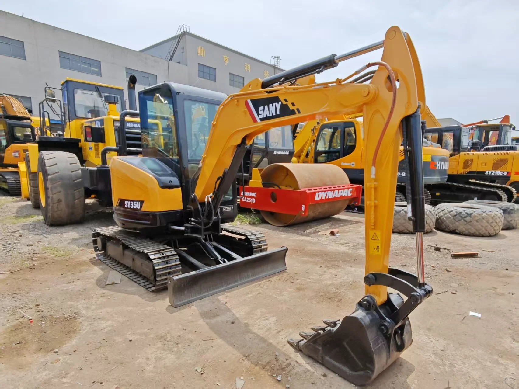 2022 Sany 35U Utilisé Excavator 3,5 tonnes Secondhand Digger à Shanghai Yard 1