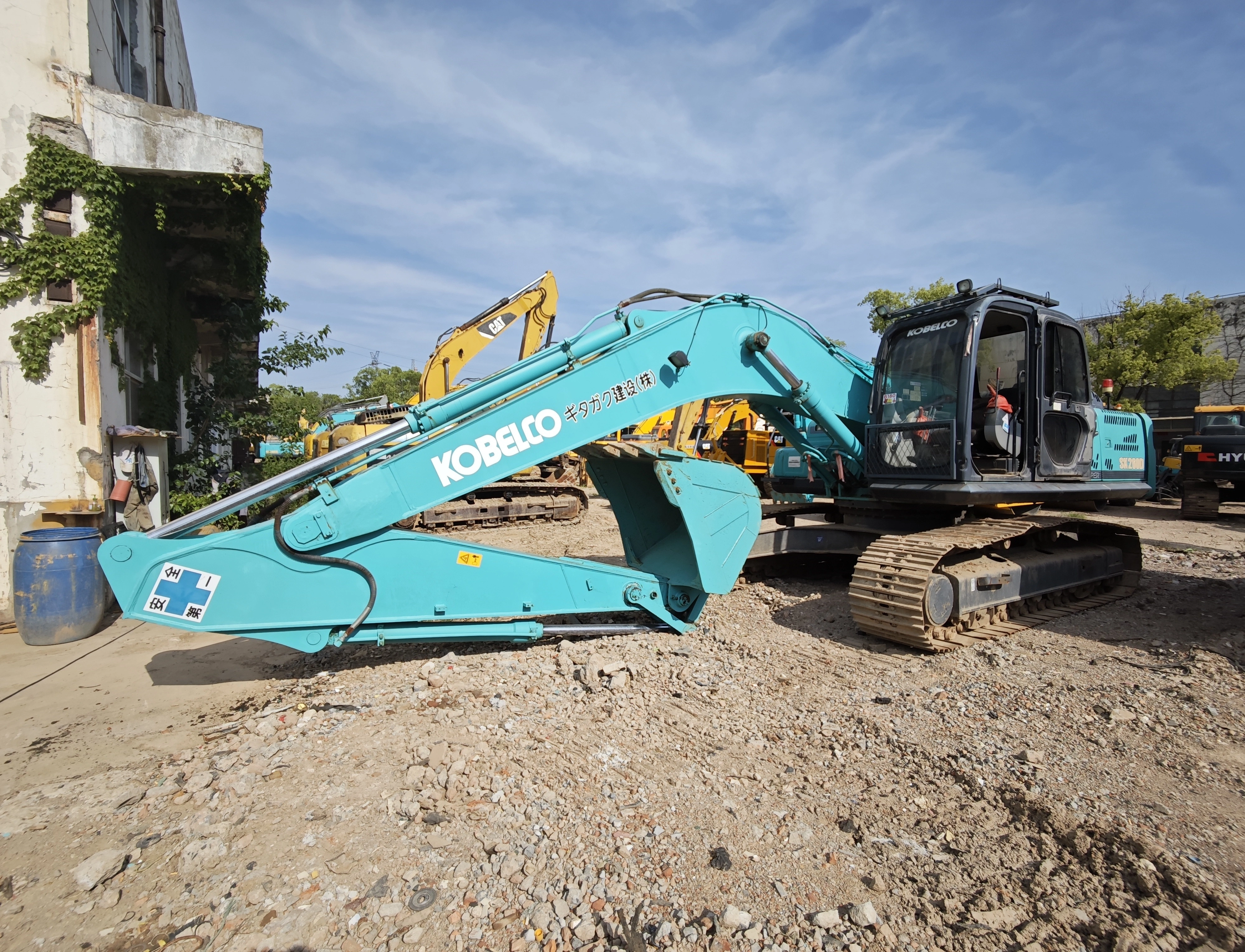 2018 KOBELCO SK260D Used Crawler Excavator 26 Tons Secondhand Digger in Shanghai Yard 1