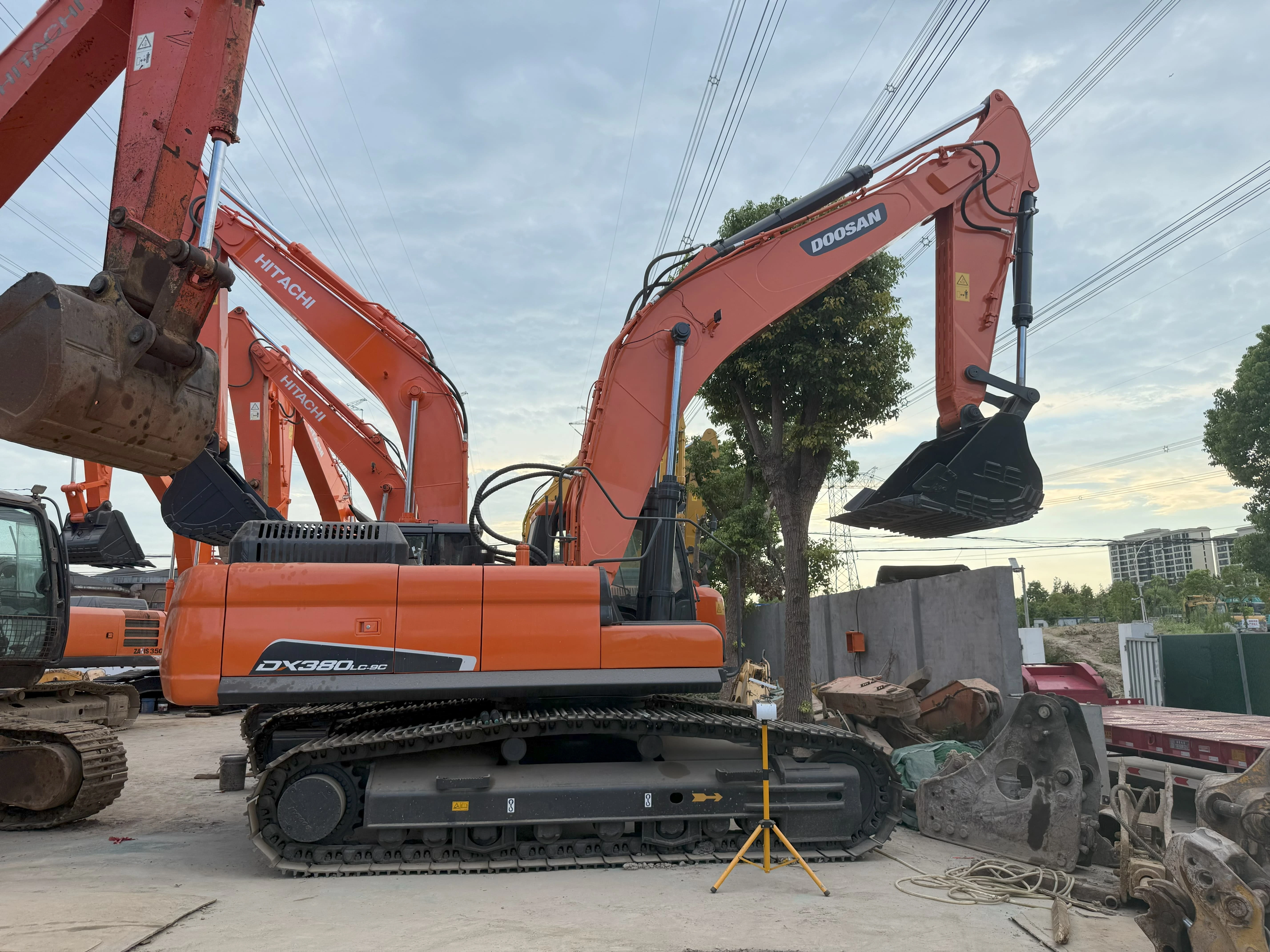 Excavadora de cadenas usada DOOSAN DX380LC-9C 2018. Excavadoras de segunda mano Doosan DH300, DX300, DX340 y DH370. Disponibles. 1