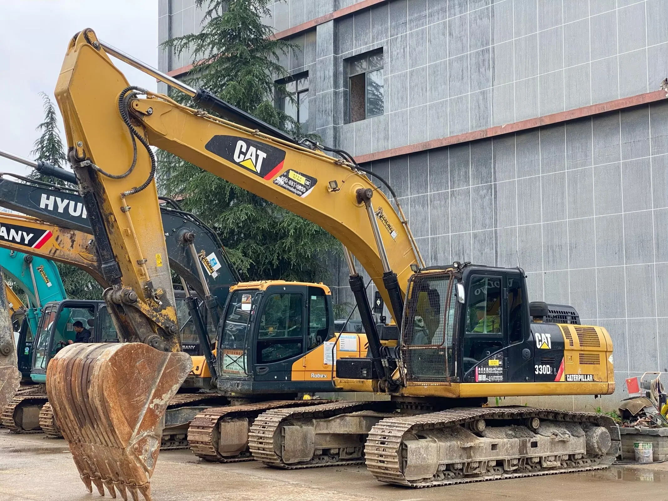 Excavadora de cadenas hidráulica usada CAT 330D2L de 30 toneladas, 2021, de alta calidad, en Shanghái. 1