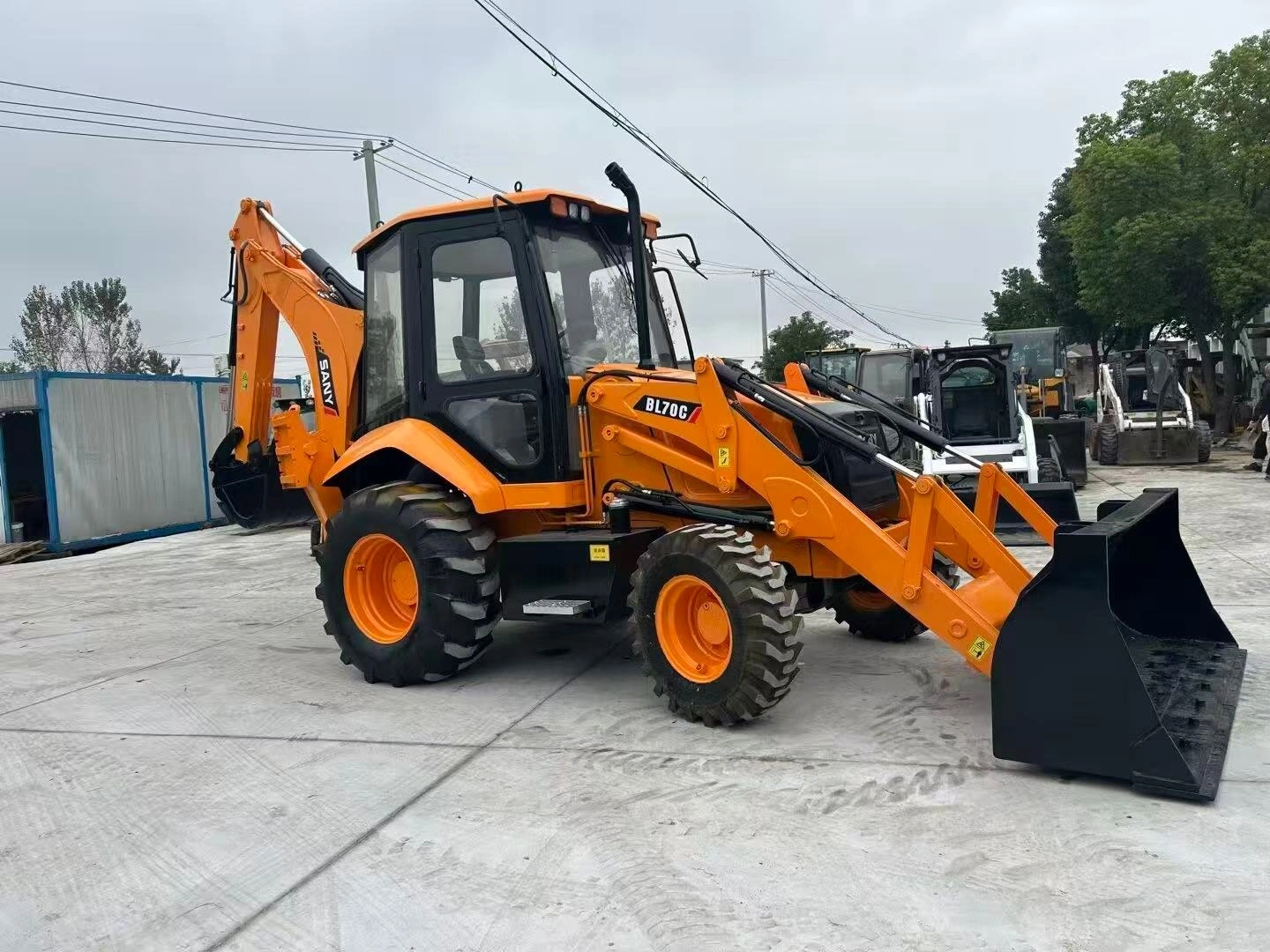 Retroexcavadora SANY BL70C 2024 usada, cargadora de ruedas de segunda mano, de alta calidad, en Shanghai Yard 1