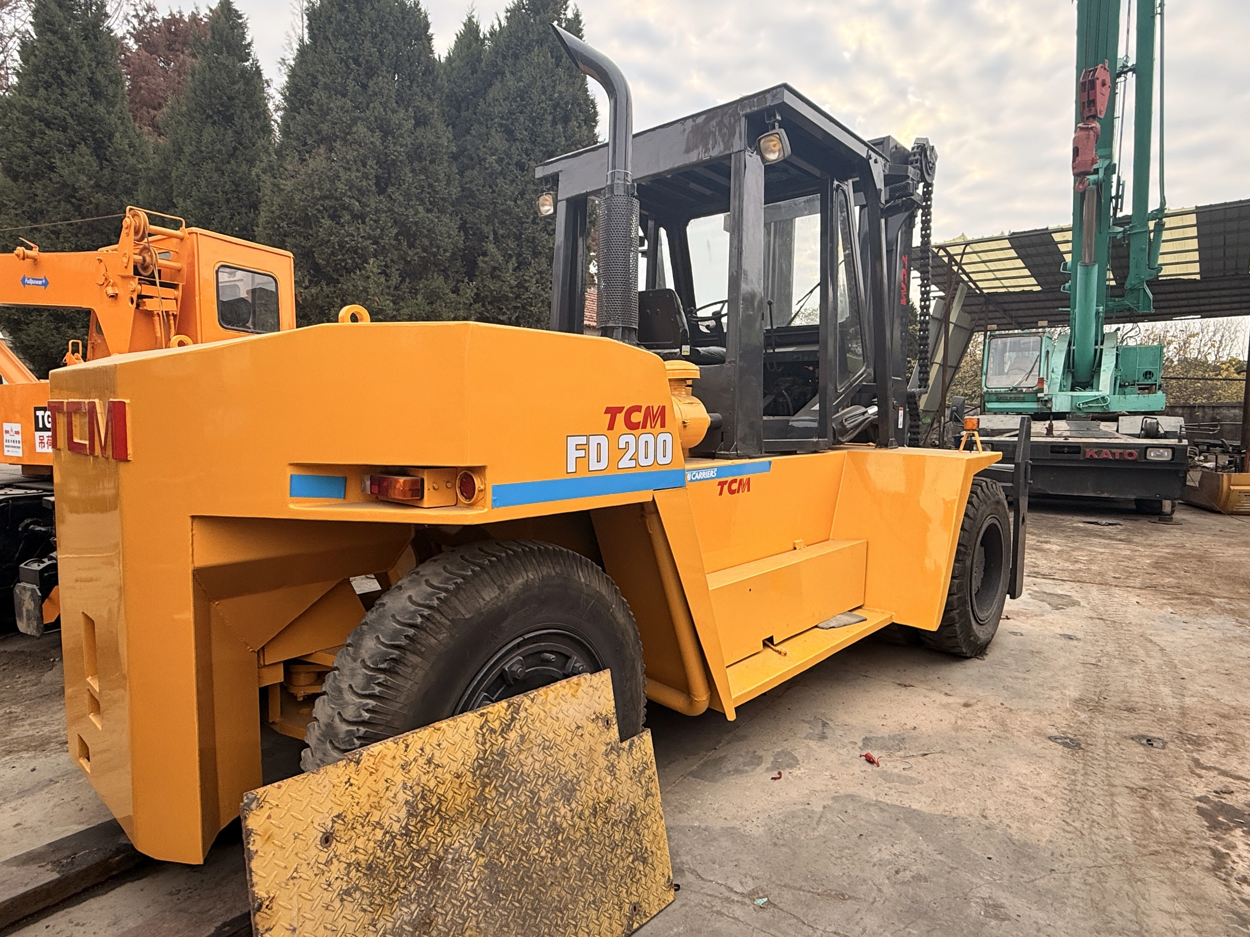 2020 TCM FD200 Used Forklift 20 Tons Secondhand Large Warehouse Lift High Quality in Shanghai Yard 1