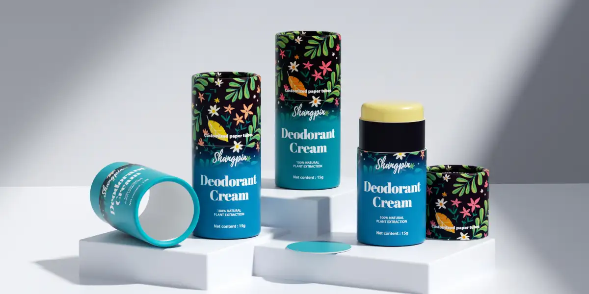 Lippenbalsam in Rohr