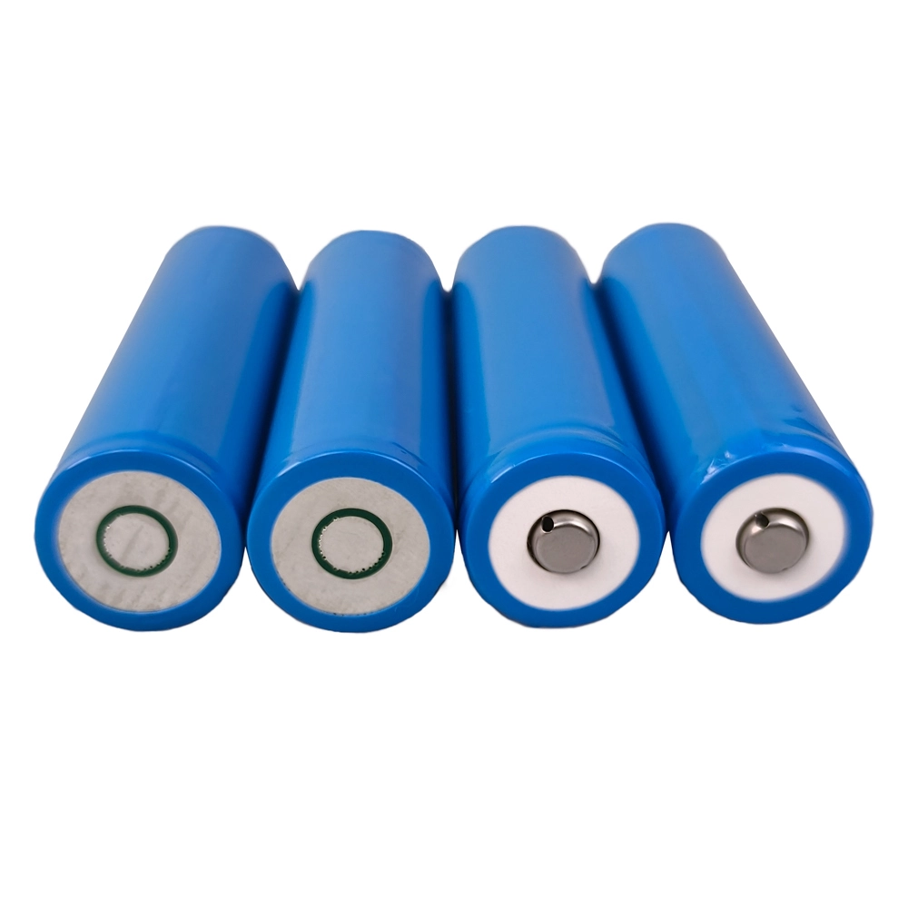 Huawen 18650 3.7V 2600mAh Smart Protected Lithium Battery With Bottom Positive and Negative Poles 1