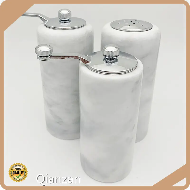 Qianzan Hand Grinder for Kitchen Acceptable Customize Logo Such As Laser Logo Or Printing Logo Etc Hand Grinder for Kitchencost 1