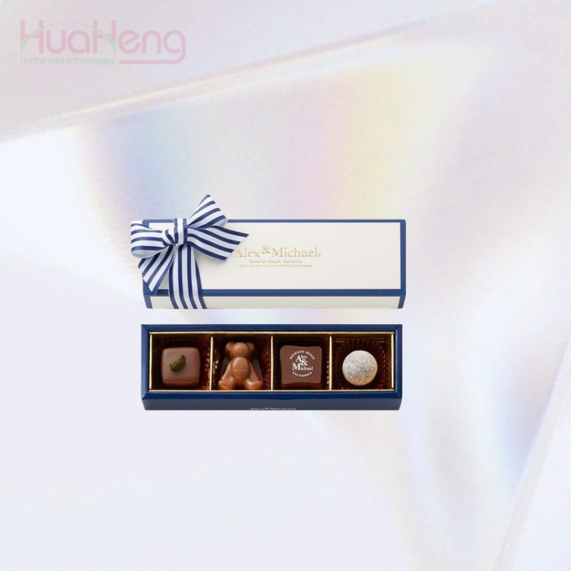 Hua Heng's Classic Lid & Base Chocolate Box: A Taste of Elegance 2