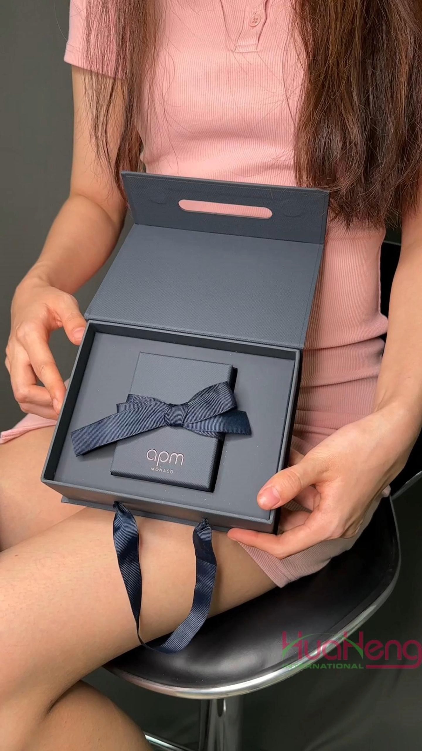 Elegant Reveal: The APM Jewelry Gift Box Set