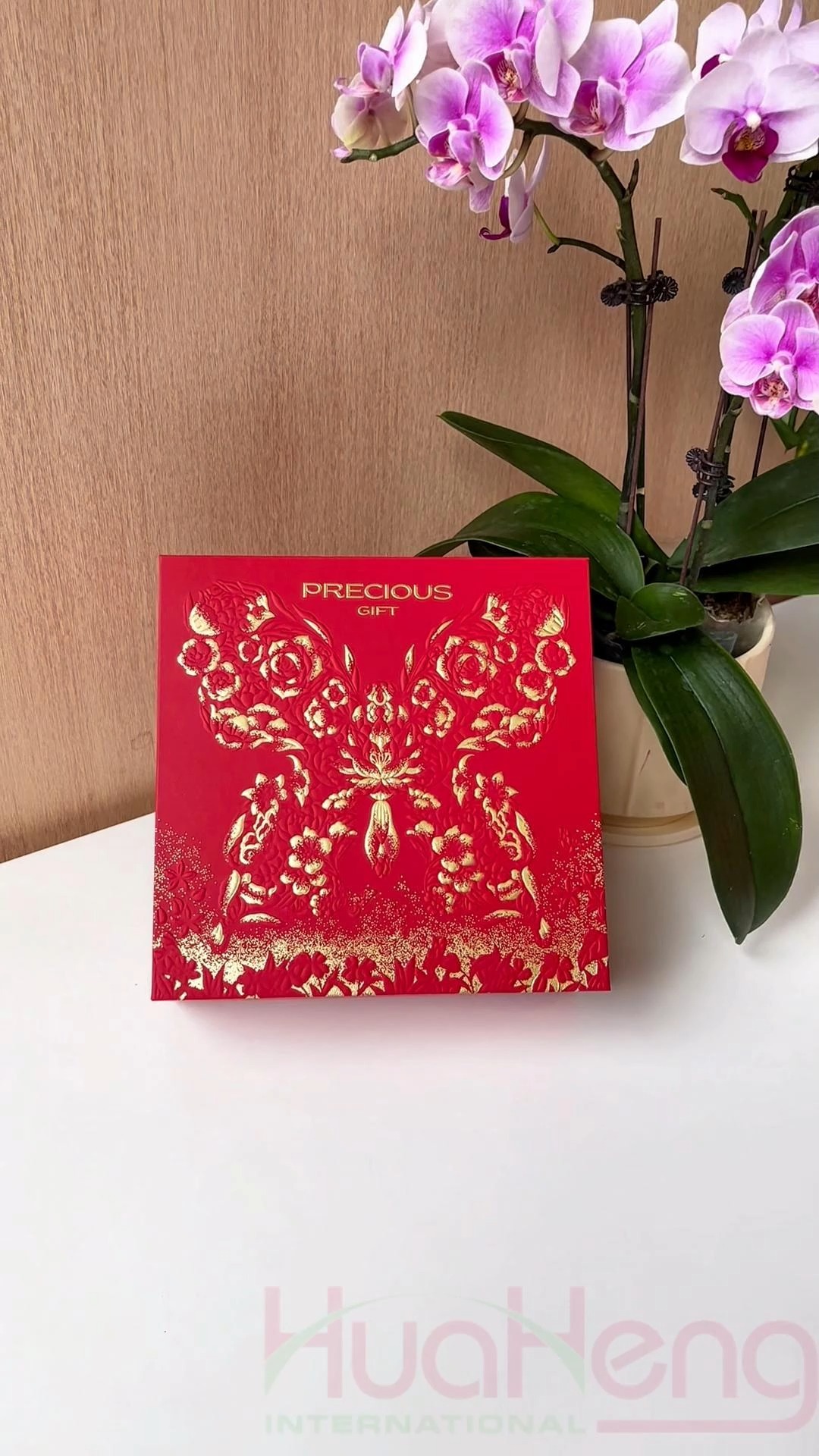 Premium Embossed Gold Foil Jewelry Gift Boxes: Sculpted Luxury for Timeless Treasures