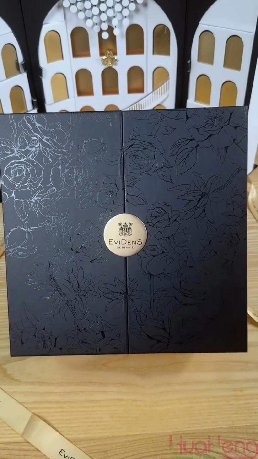 HuaHeng Custom Corporate Gift Boxes: Ideal for Employee Onboarding & Anniversary Celebrations 1