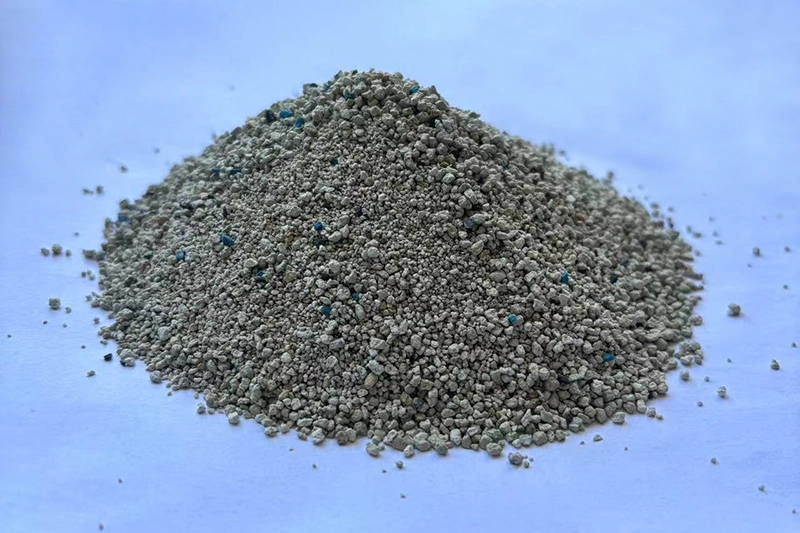 Arena para gatos volcánica (carbón vegetal) 4Kg Arena para gatos de arcilla bentonita natural 1