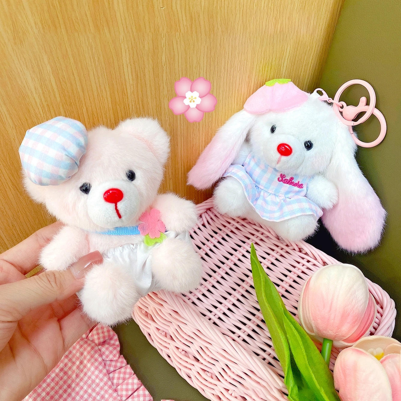 Ranhong Cute Cherry Blossom Pet Bag Pendant Soft Plush Doll Car Keychain and Gift Wholesale for Female 1