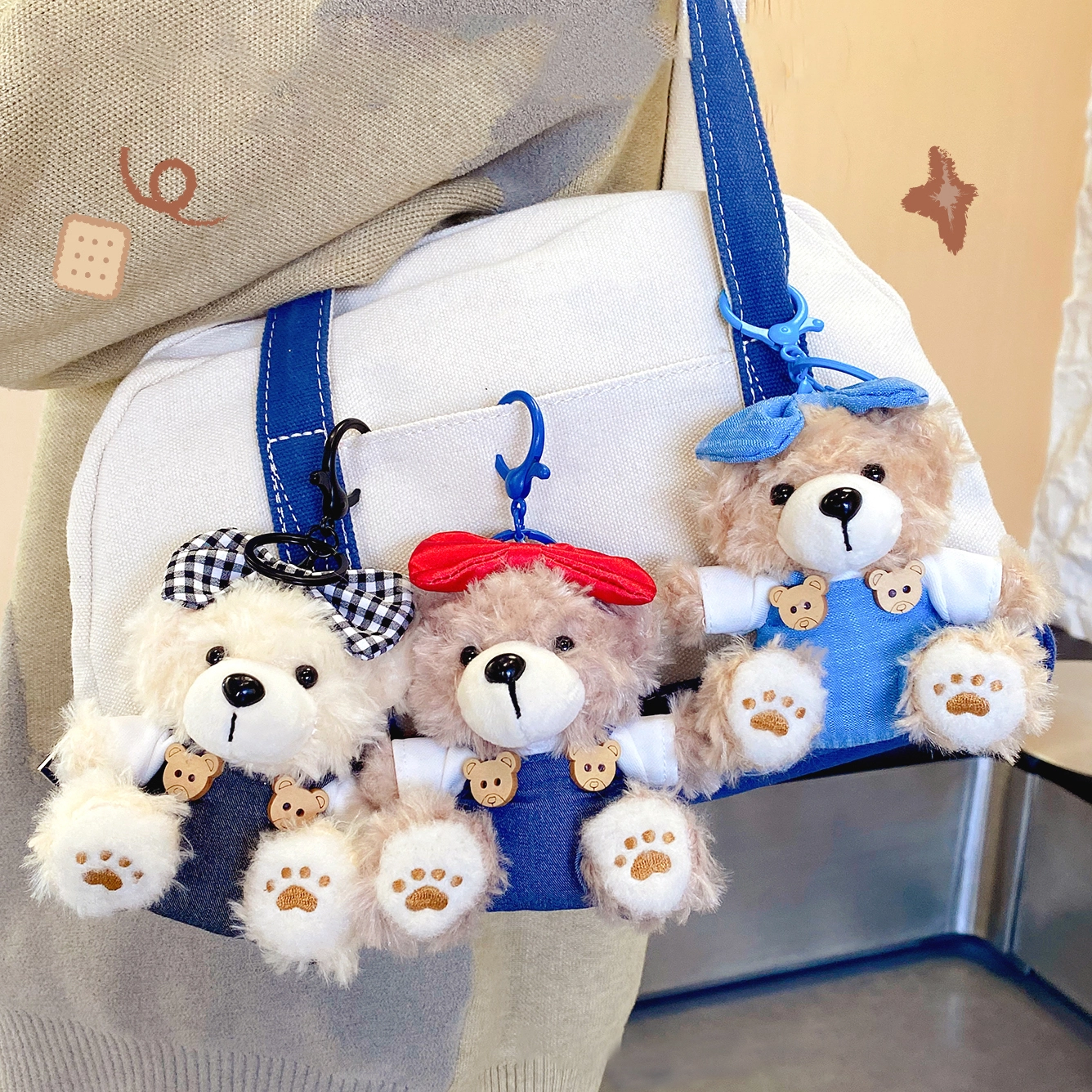 Ranhong Biscuit Bear Painter Plush Doll Keychain Girl Heart Doll Pendant 1