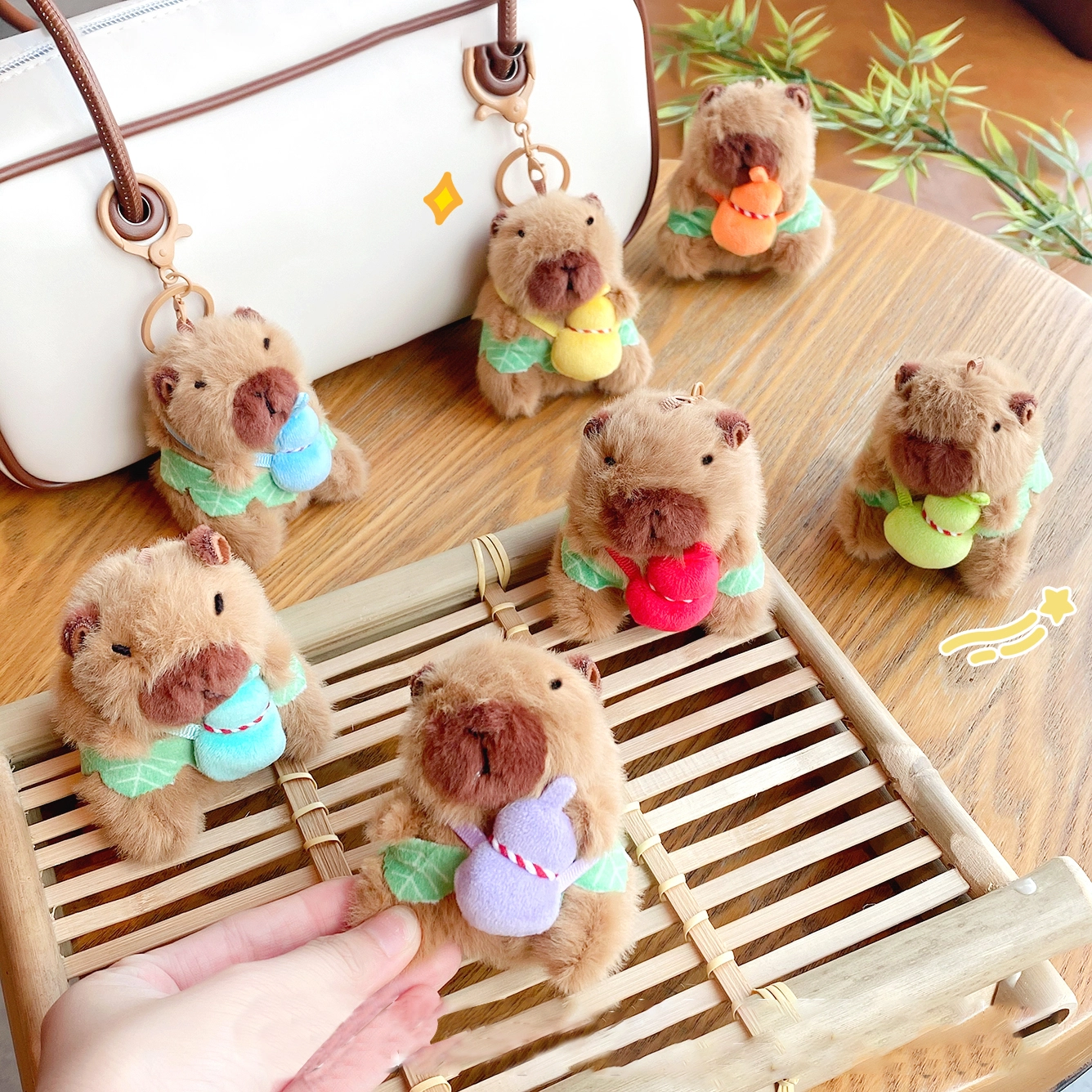 Ranhong Hulu Cute Dolphin Pendant Small Bala Doll Keychain Soft Metal Light Toy for Girls 1