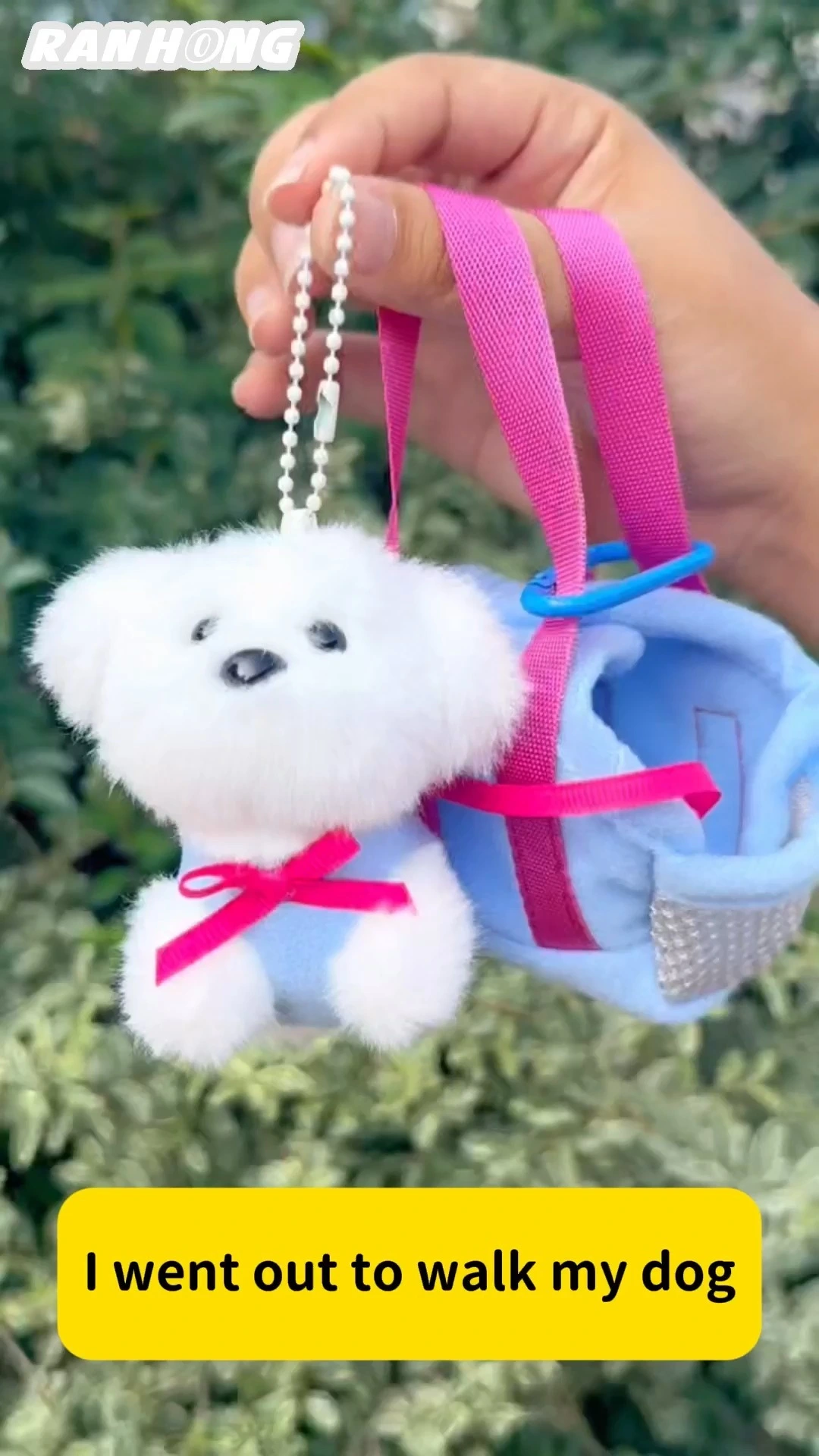 Ranhong Soft Plush Puppy & Dog Keychains & Backpack Accessories for Children's Walks & Play Wholesale Available 暂无评价 1