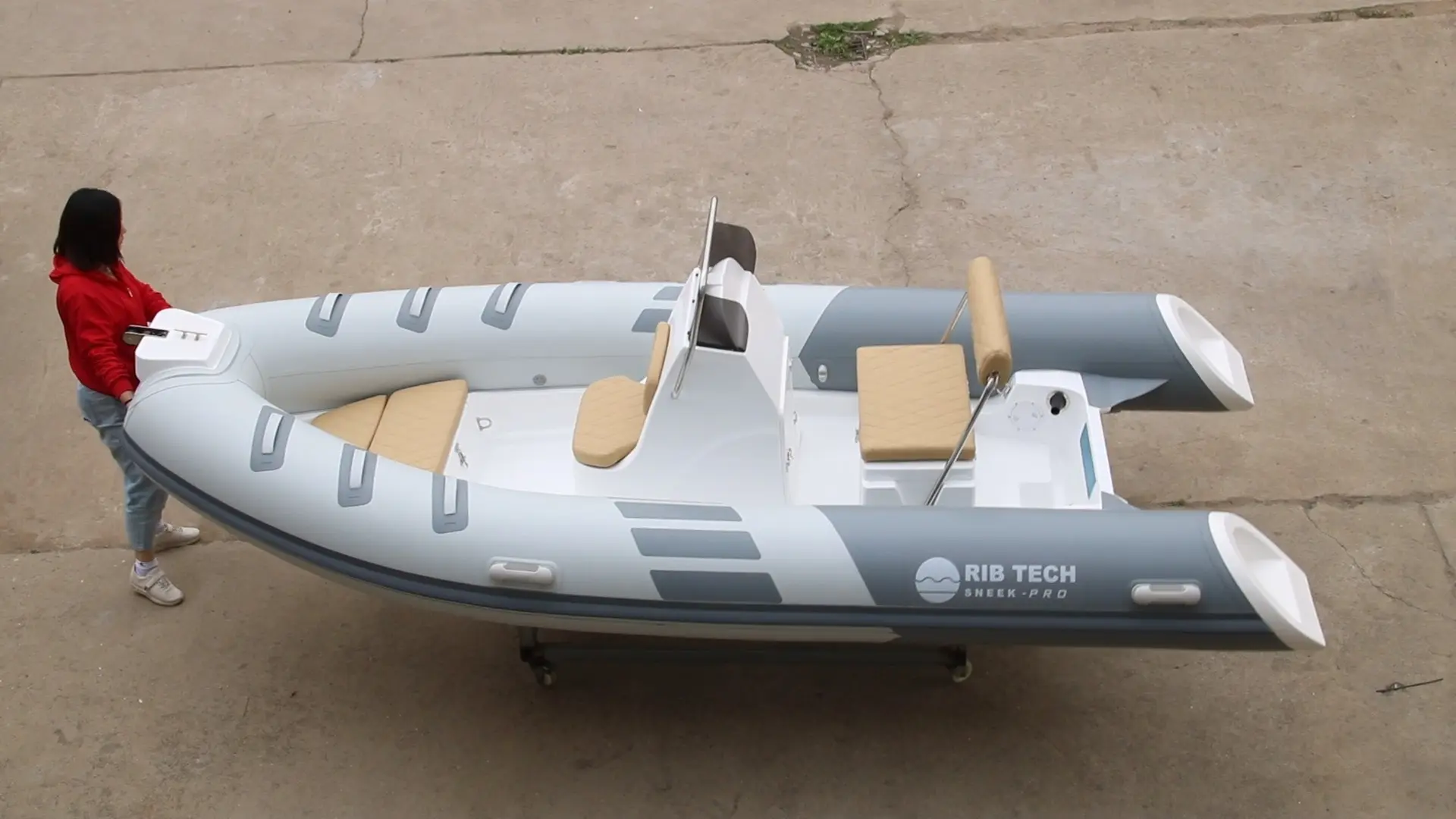 Best Large Inflatable Boat 1