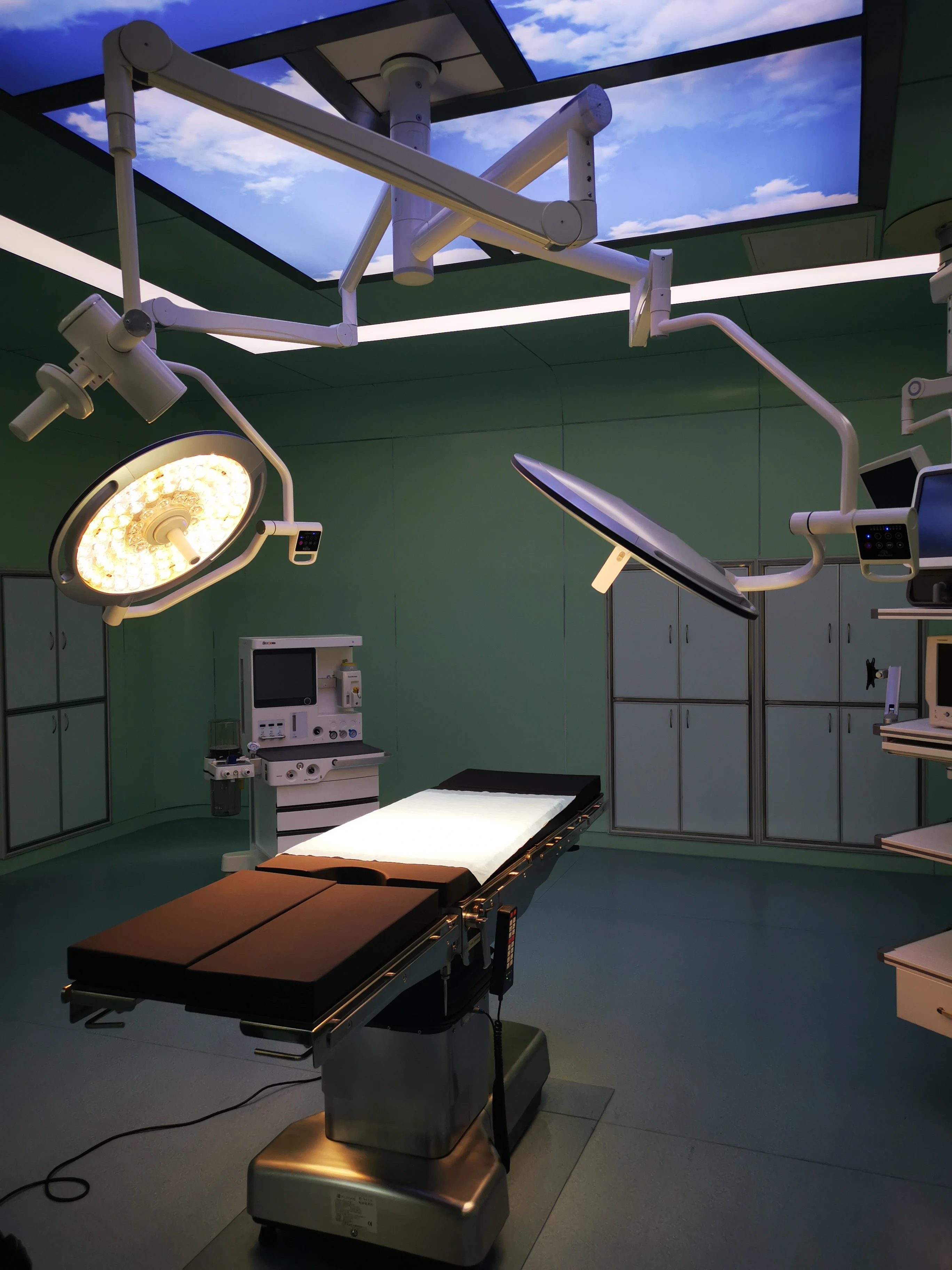 Model RC-OTEH99C Medical Surgical Electrical Hydraulic Operation Table 4