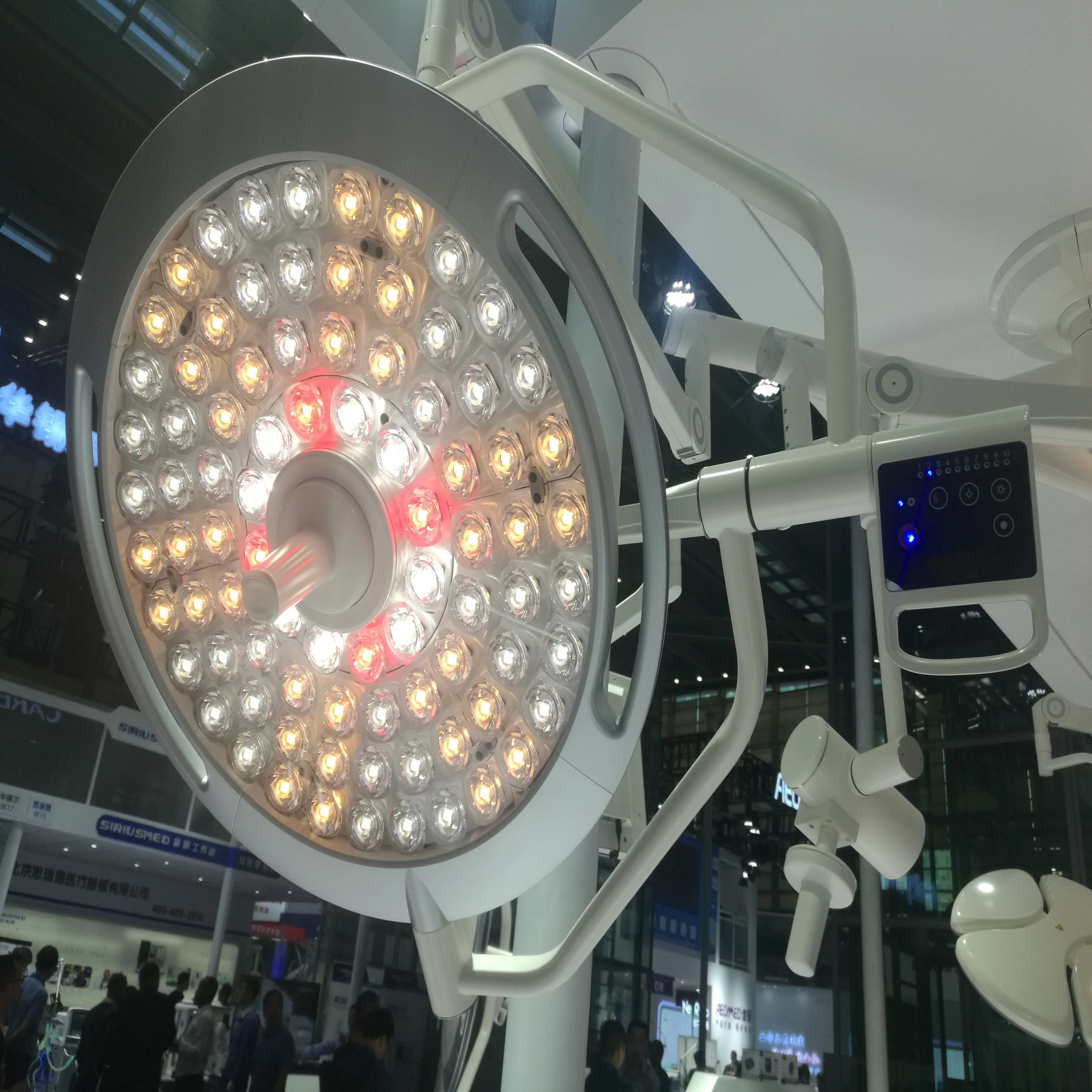 Model RC-LED DTR 78 Đèn phẫu thuật LED vòm đơn trần Đèn phẫu thuật y tế 3