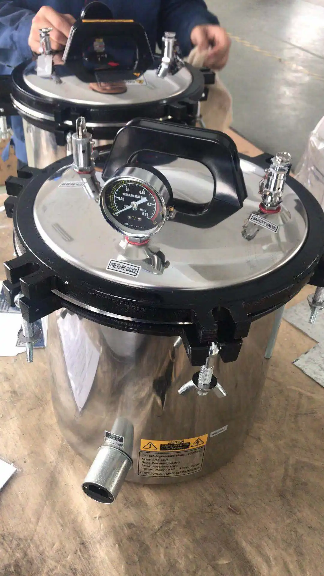 Bulk Portable Steam Sterilizer Price List 4