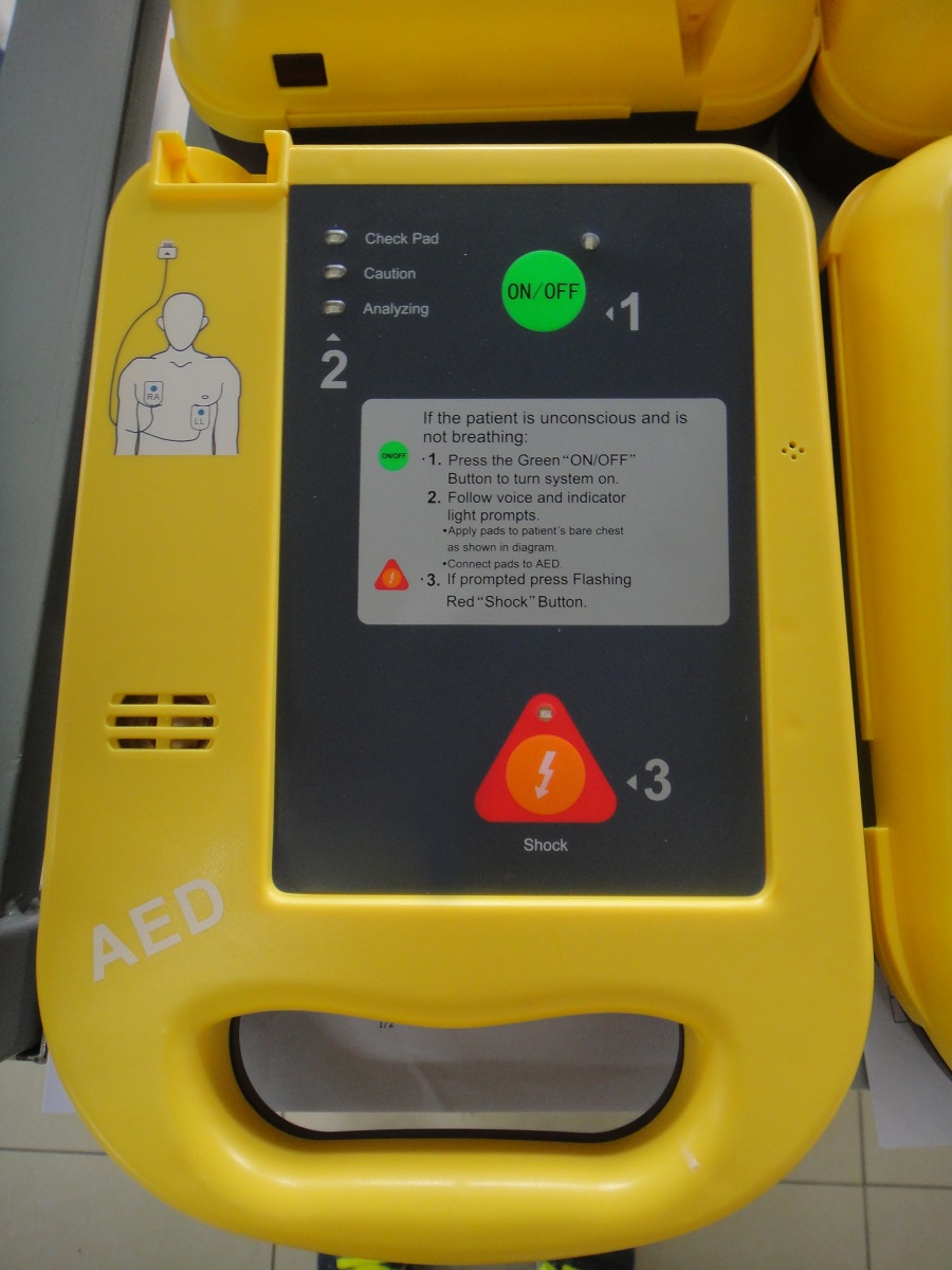 Model RC-AED7000 OtomatikHarici Defibrilatör 6