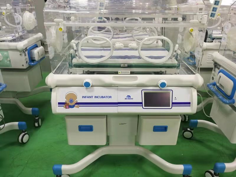 Modelo RC-BIN4000A Incubadora infantil con pantalla táctil LCD 3