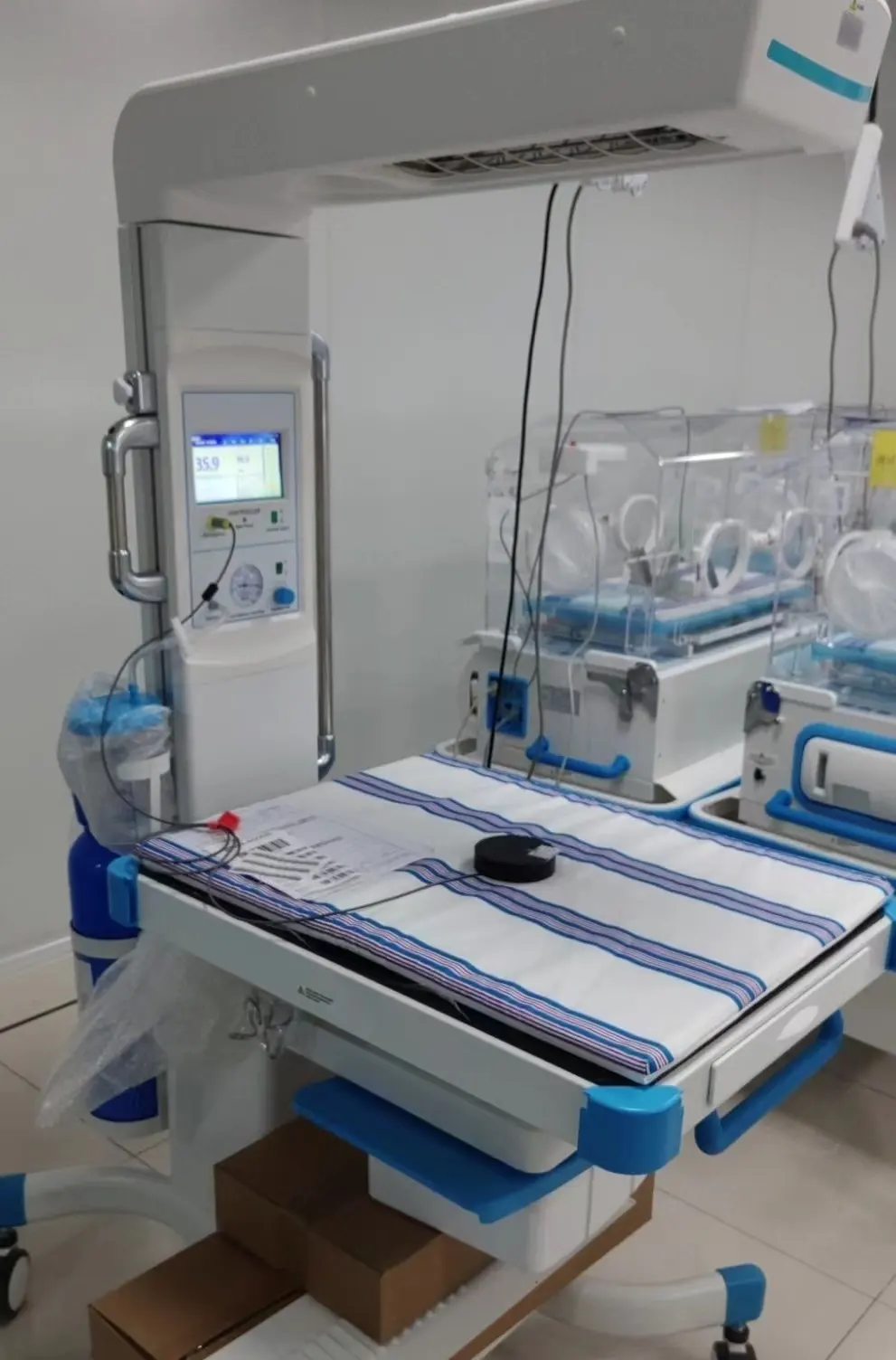 Radiant Warmer for Newborn Ro-Chain by Ro-Chain 4
