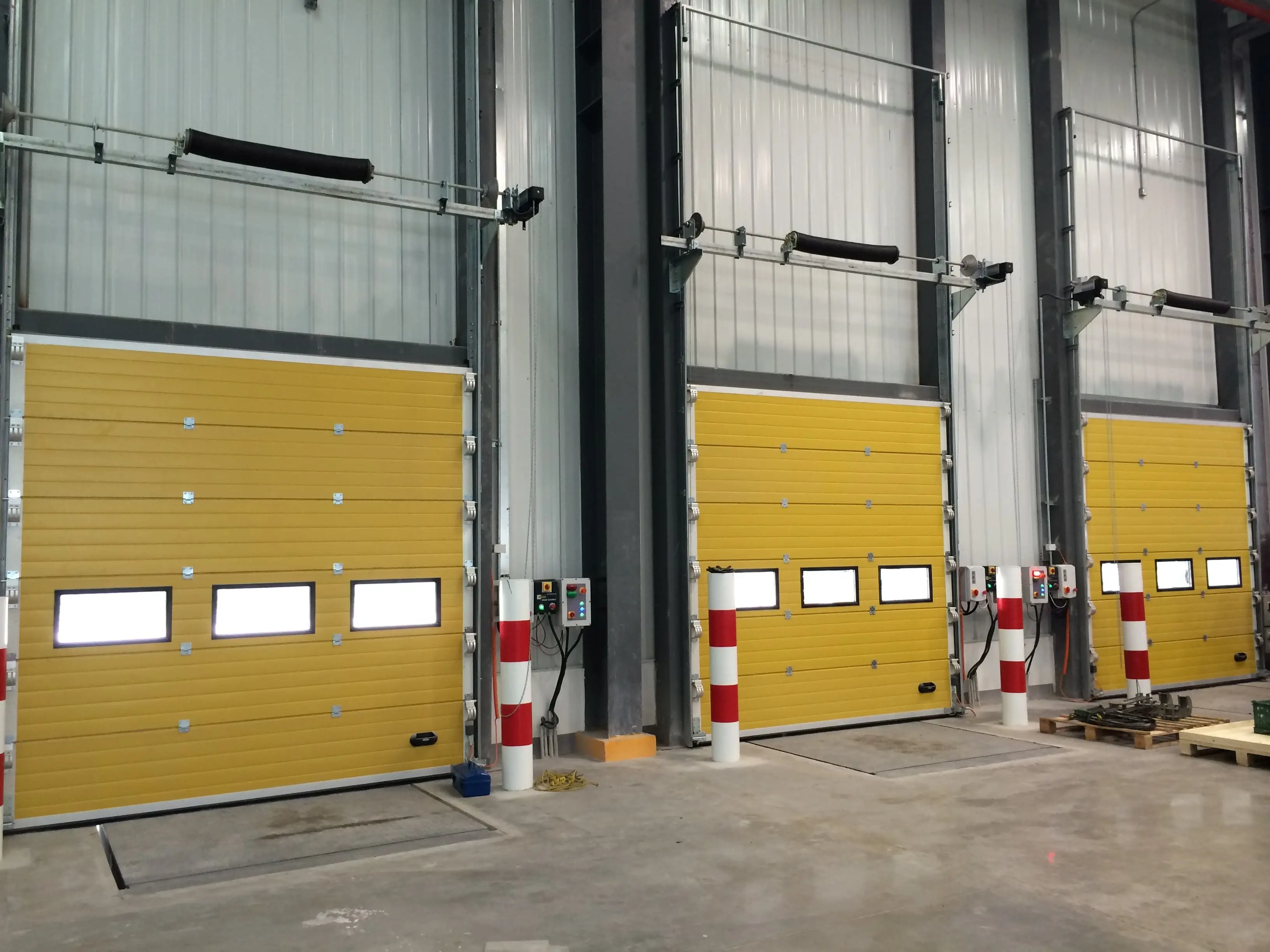 Roll Up Door Manufacturers with Custom Services 6
