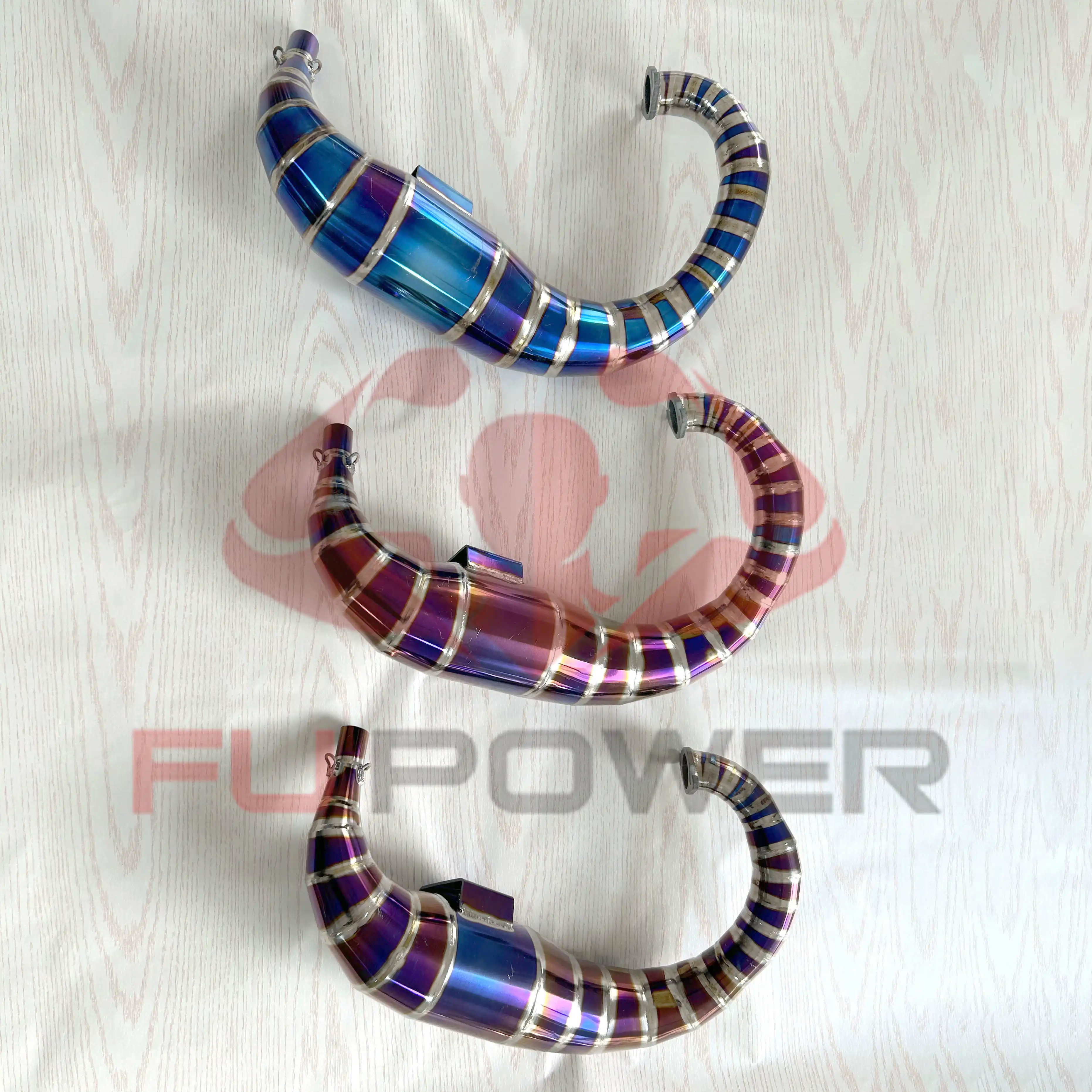 Proveedores de Nuevo tubo de escape perforado 3