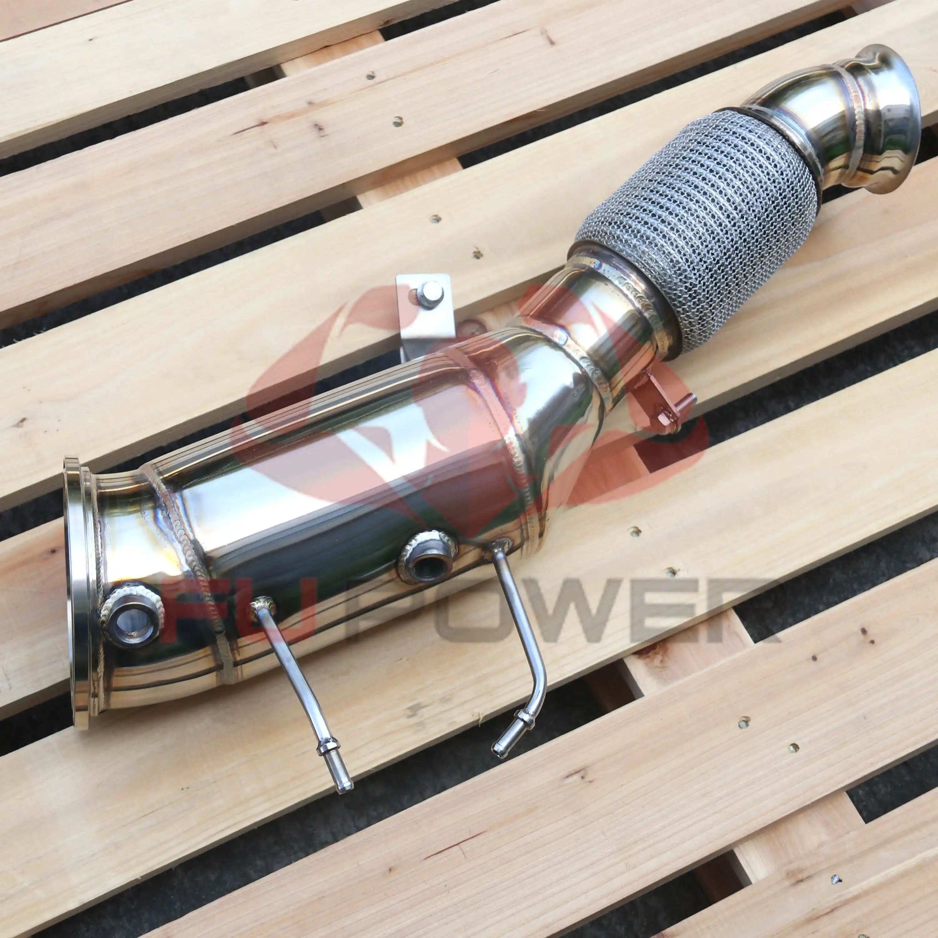 مواسير العادم BMW g70 735LI g05 x5 موديل 2024 فقط 1