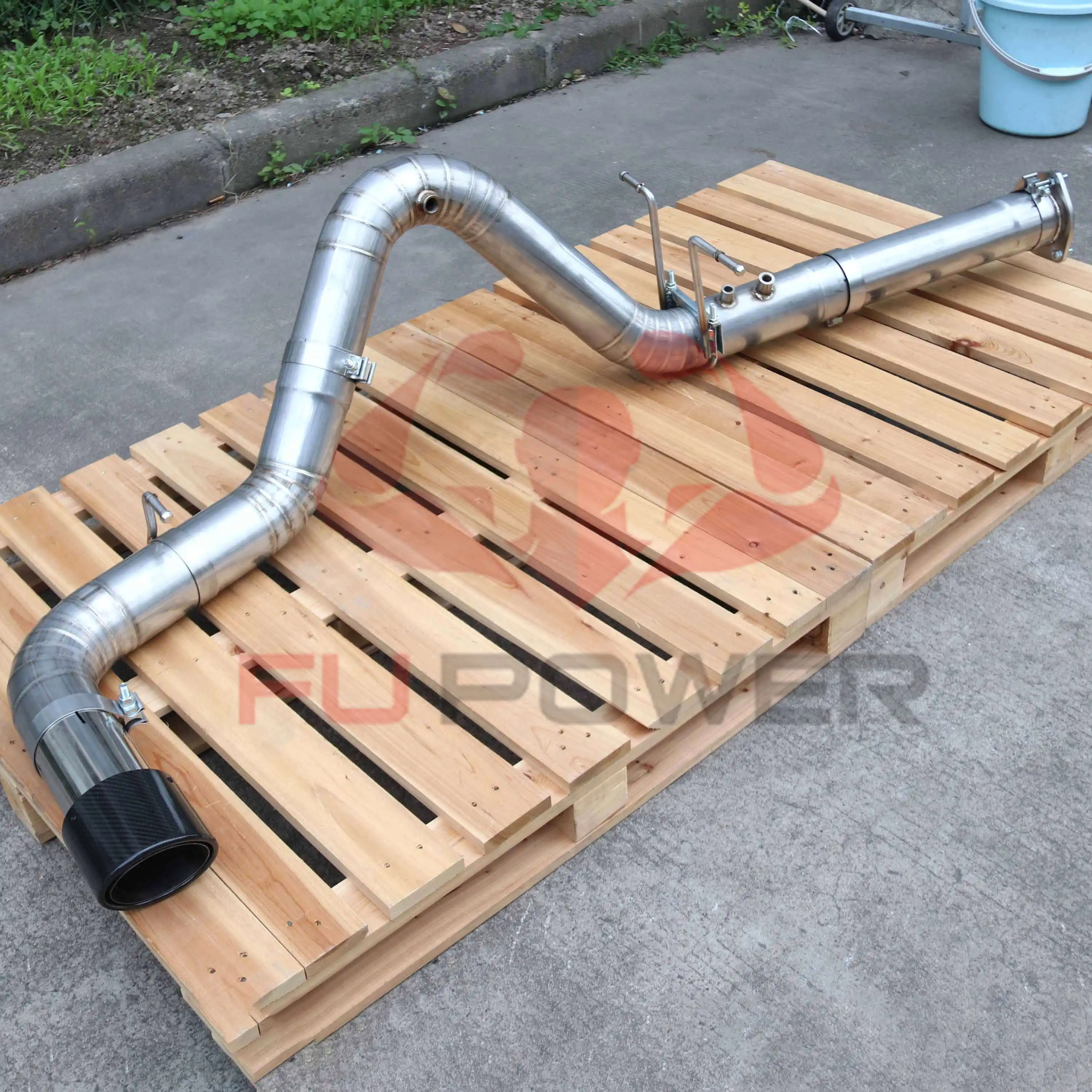 Fornecedores de tubos de escape automotivos por Fupower 1