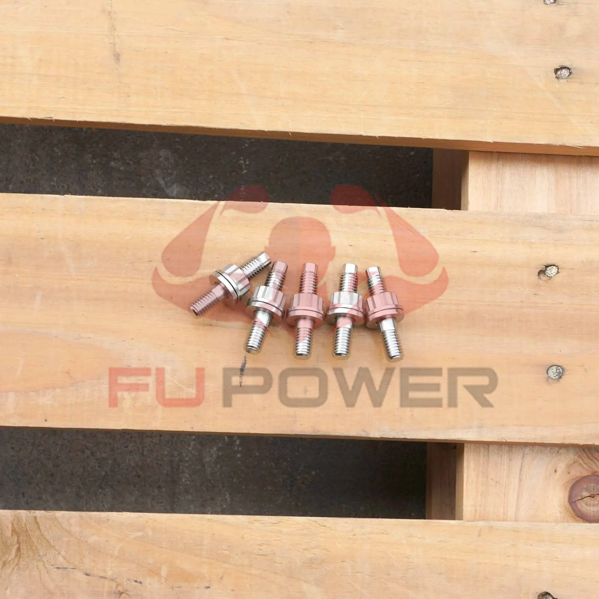 M8*1.25*45 Turbo a múltiple kit de sementales de titanio 1