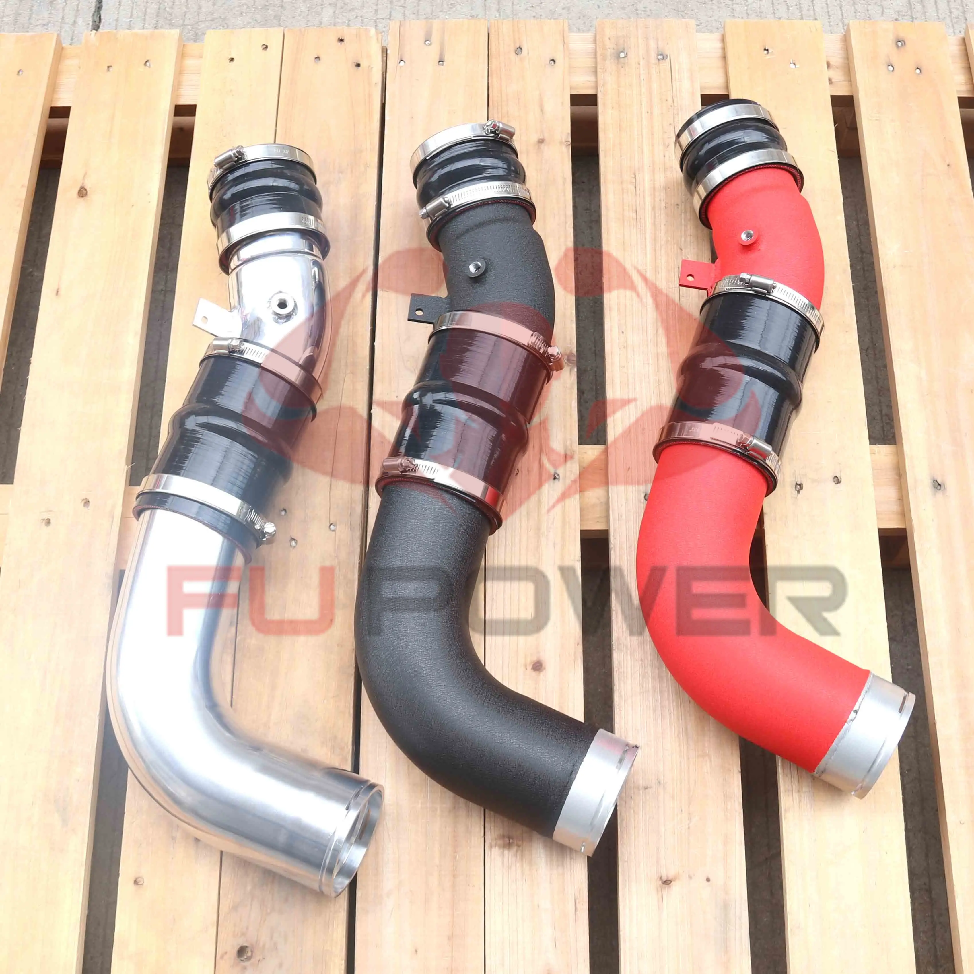 أنبوب شحن المبرد الداخلي الجانب البارد 2017-2019 GMC Sierra 2500 HD Duramax 6.6L V8 ديزل توربو L5P 1