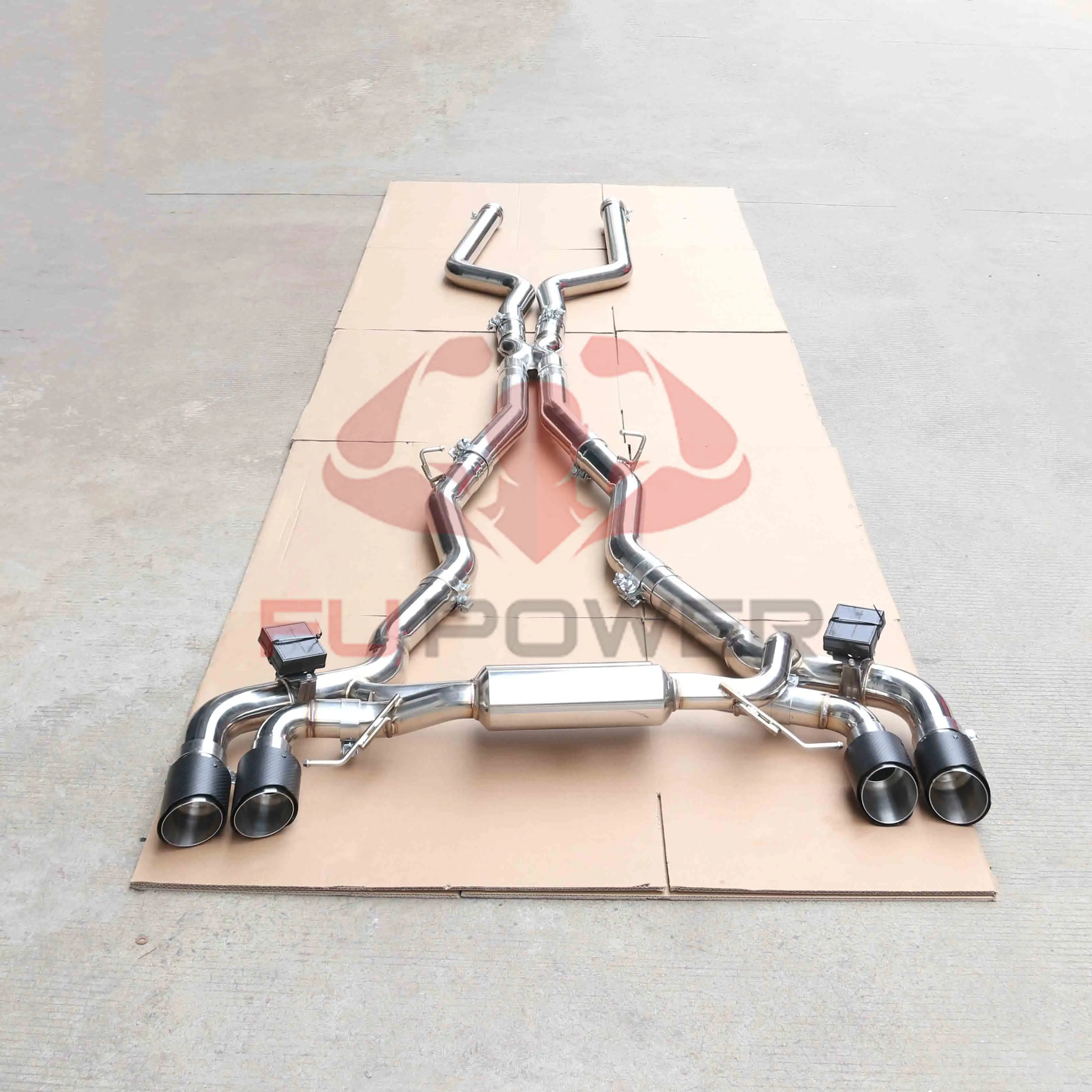 SS304 Catback Doppelrohr BMW F90 M5 4.4TT 2018-2024 1