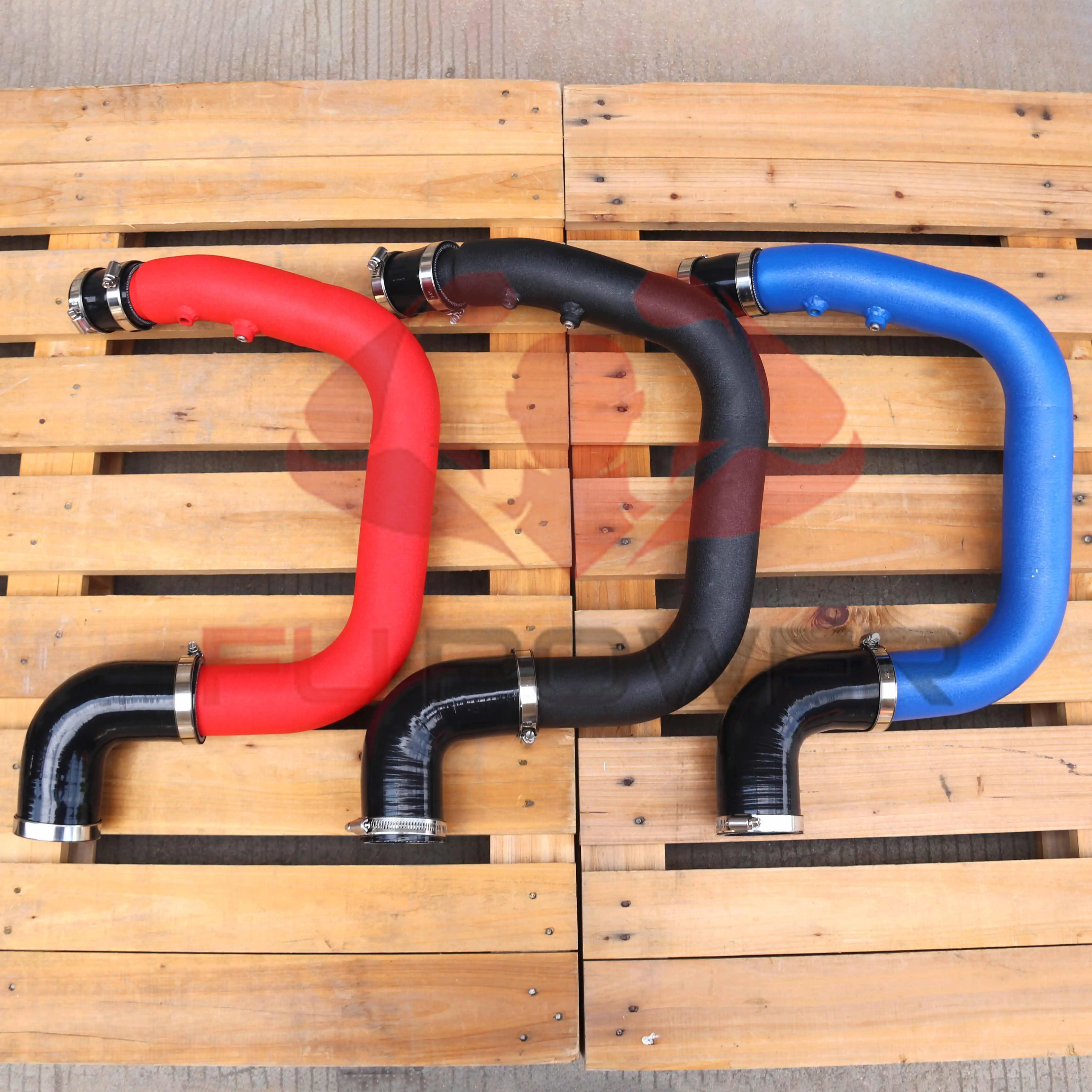 HOT SIDE INTERCOOLER TUBE BLACK 16-22 GM 2.8L COLORADO/CANYON 1