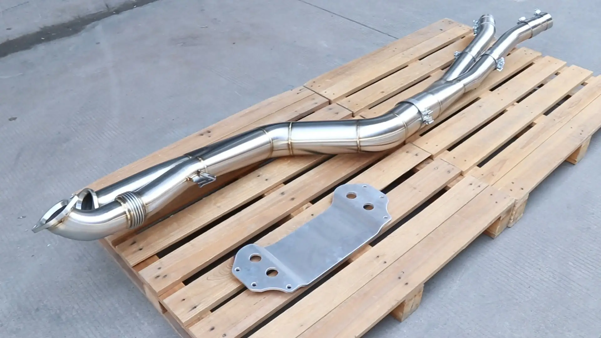 Custom Mid Pipe 4.5 SS304 BMW G80 M3 G82 M4 Midpipe 1
