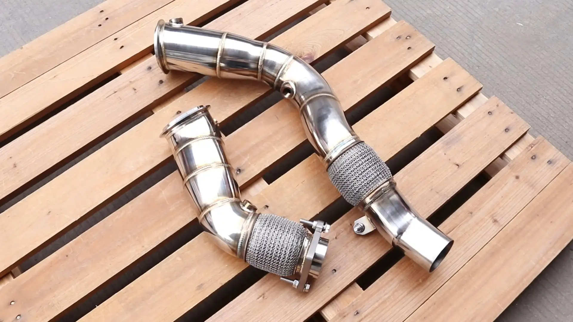 BMW Edelstahl-Turbo-Auspuff-Downpipe F80 F82 M3 M4 S55 1