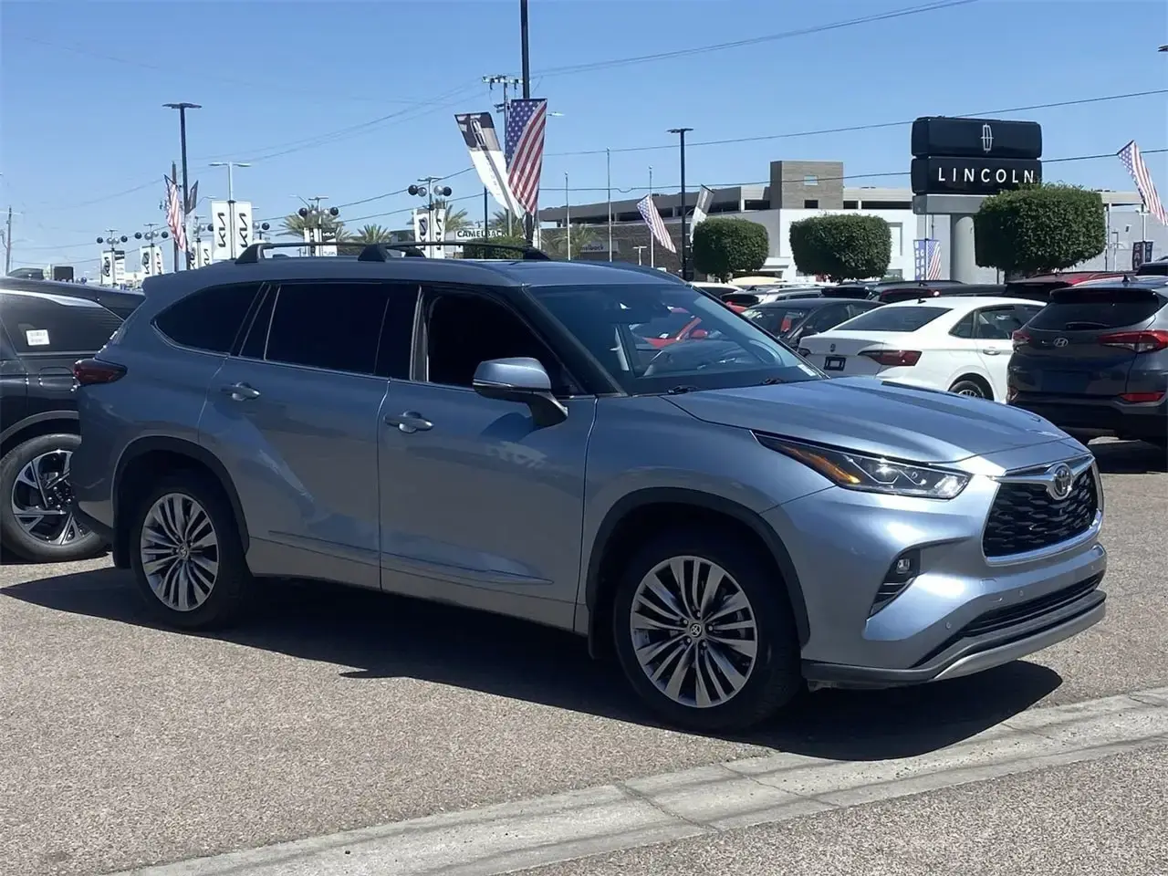 Best Petrol Suv 6 - - ROKAYAUTO 3